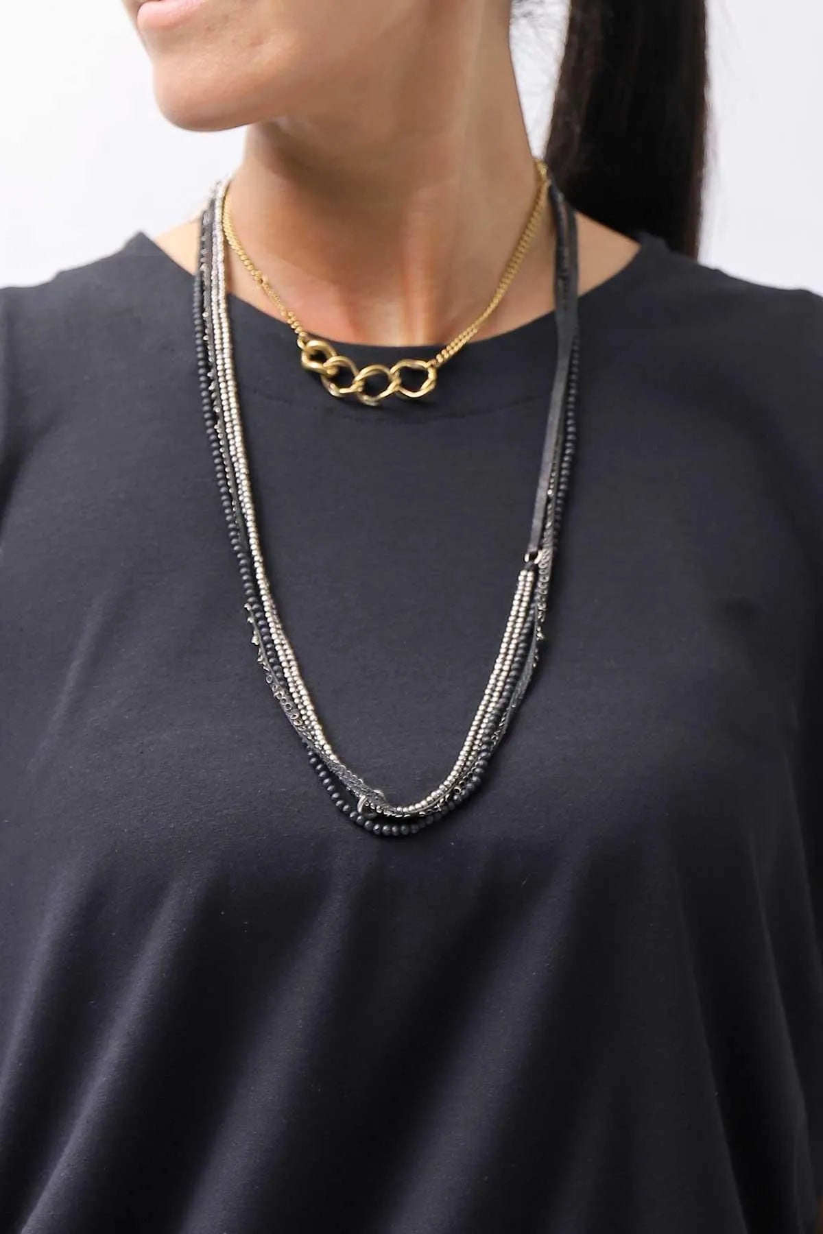 【GOTI】 BLACK AGATE & MICRO SILVER SEQUIN NECKLACE_CN1181