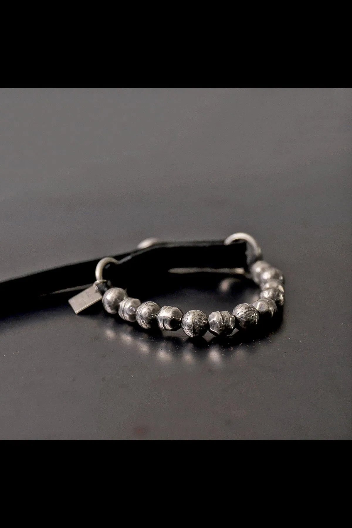 GOTI】 SILVER STONE BALL＆LEATHER BRACELET_BR2207 – QUADRATO Boutique