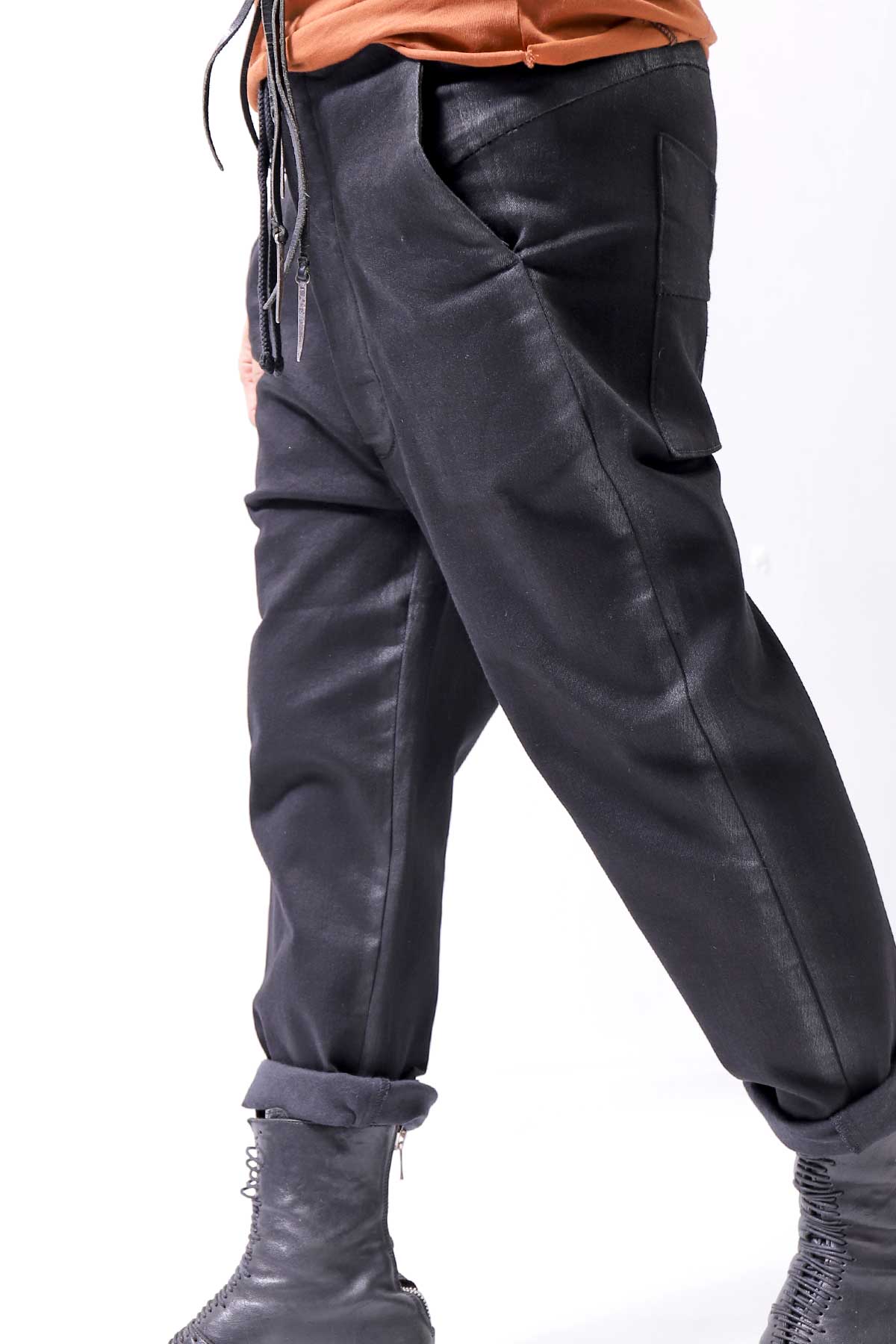 【thom/krom】 UNISEX SIDE COATING EASY DENIM PANTS MT87_BLACK COATED