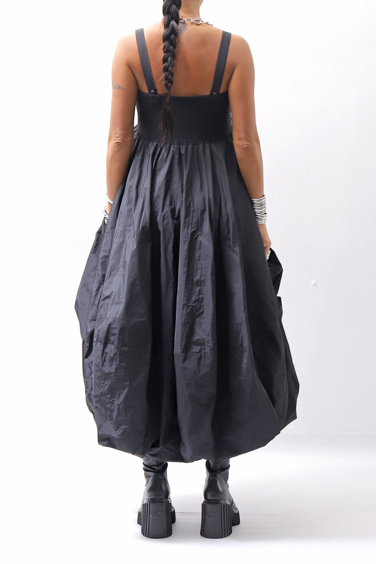 【PLÜ】 MULTIWAY SHAPE MEMORY SKIRT DRESS 4045_BLACK