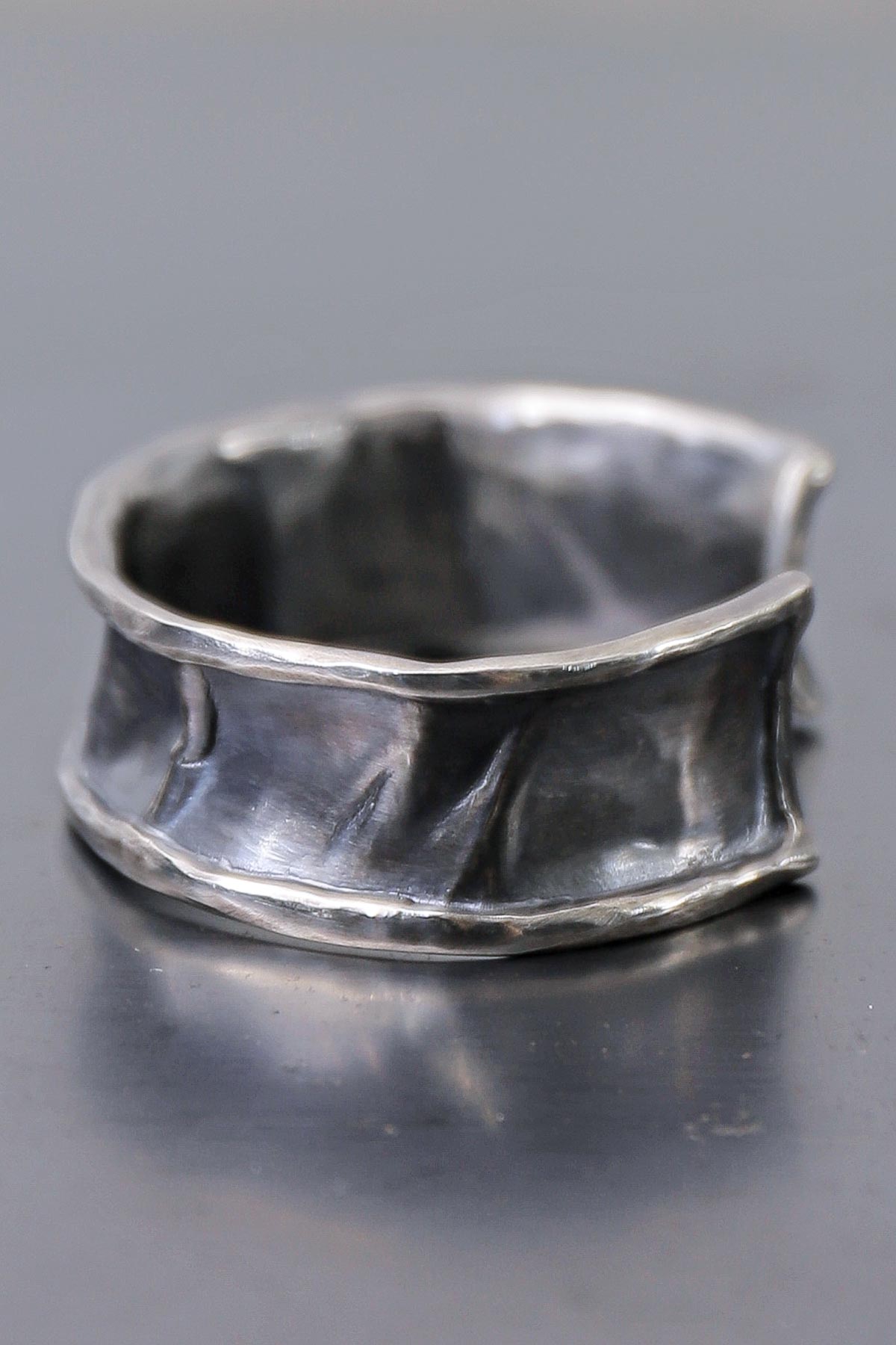 【Rusty Thought】 FOLDS BANGLE_MEDIUM