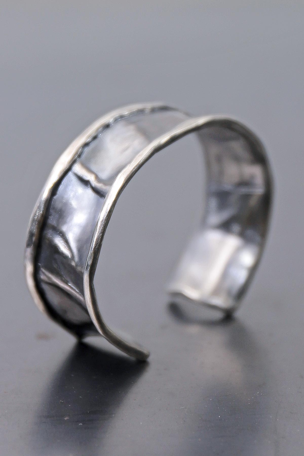 【Rusty Thought】 FOLDS BANGLE_MEDIUM