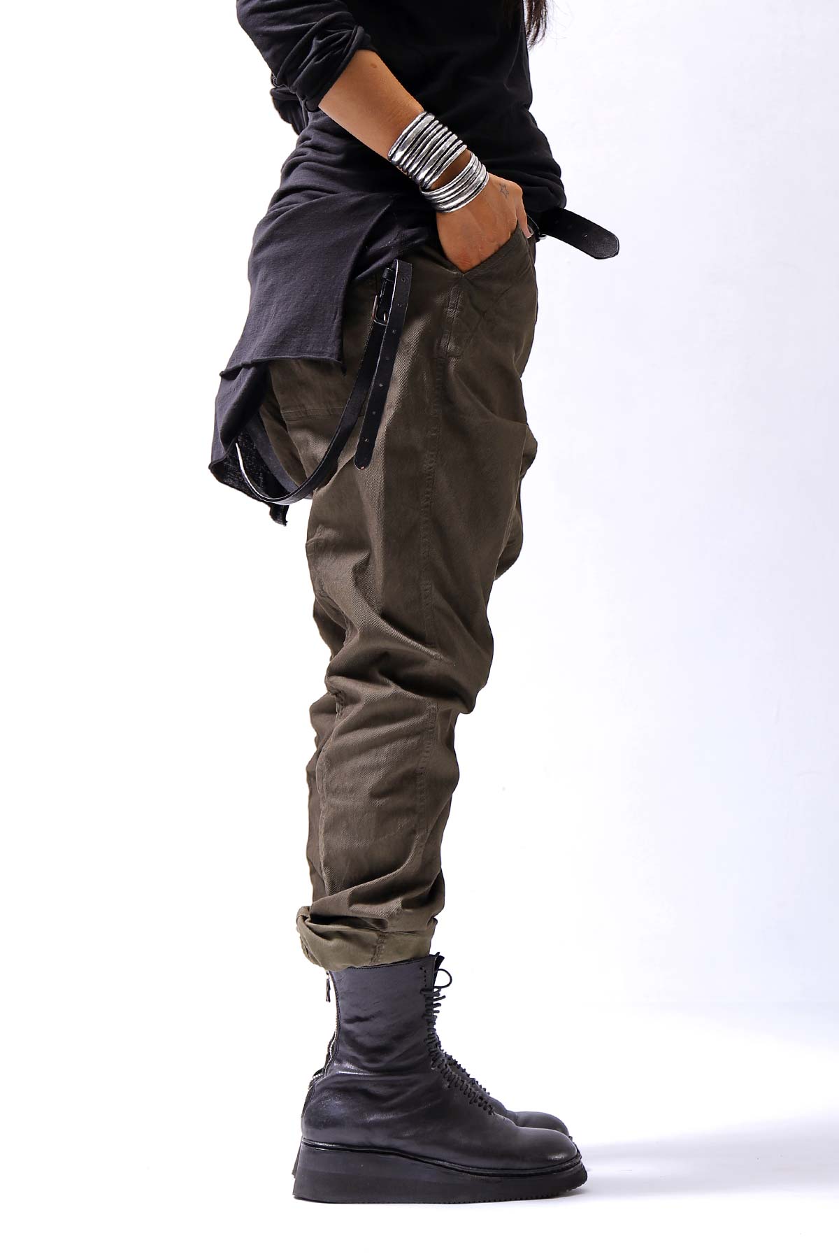 【RUNDHOLZ】 UNISEX ICONIC COTTON SARROUEL PANTS 260 0111_KHAKI CLOUD