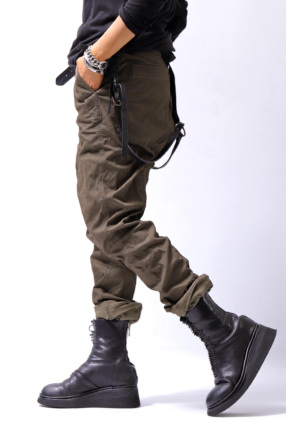 【RUNDHOLZ】 UNISEX ICONIC COTTON SARROUEL PANTS 260 0111_KHAKI CLOUD