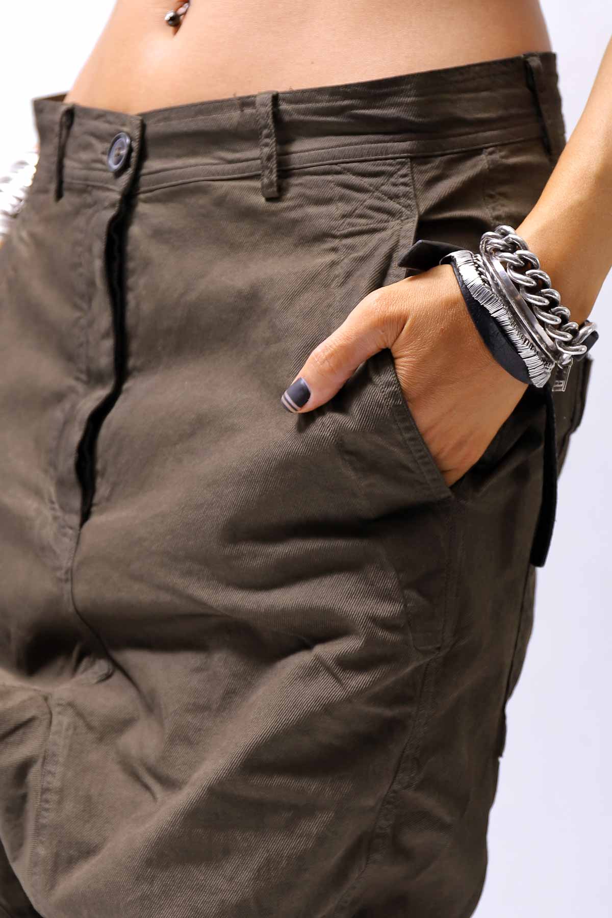 【RUNDHOLZ】 UNISEX ICONIC COTTON SARROUEL PANTS 260 0111_KHAKI CLOUD