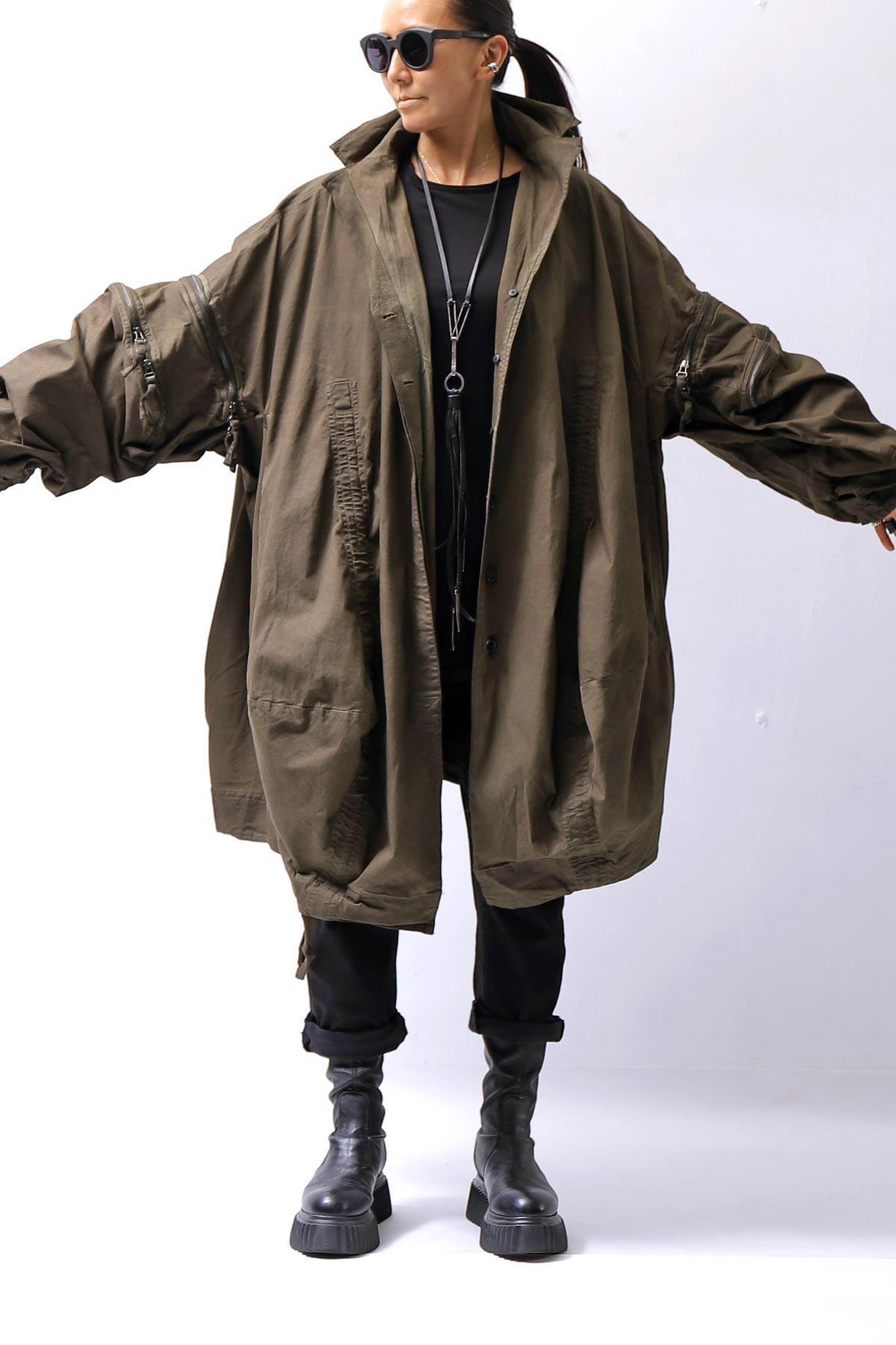 【RUNDHOLZ】 UNISEX DESIGN POCKET BLOUSON COAT 260 1208_KHAKI CLOUD