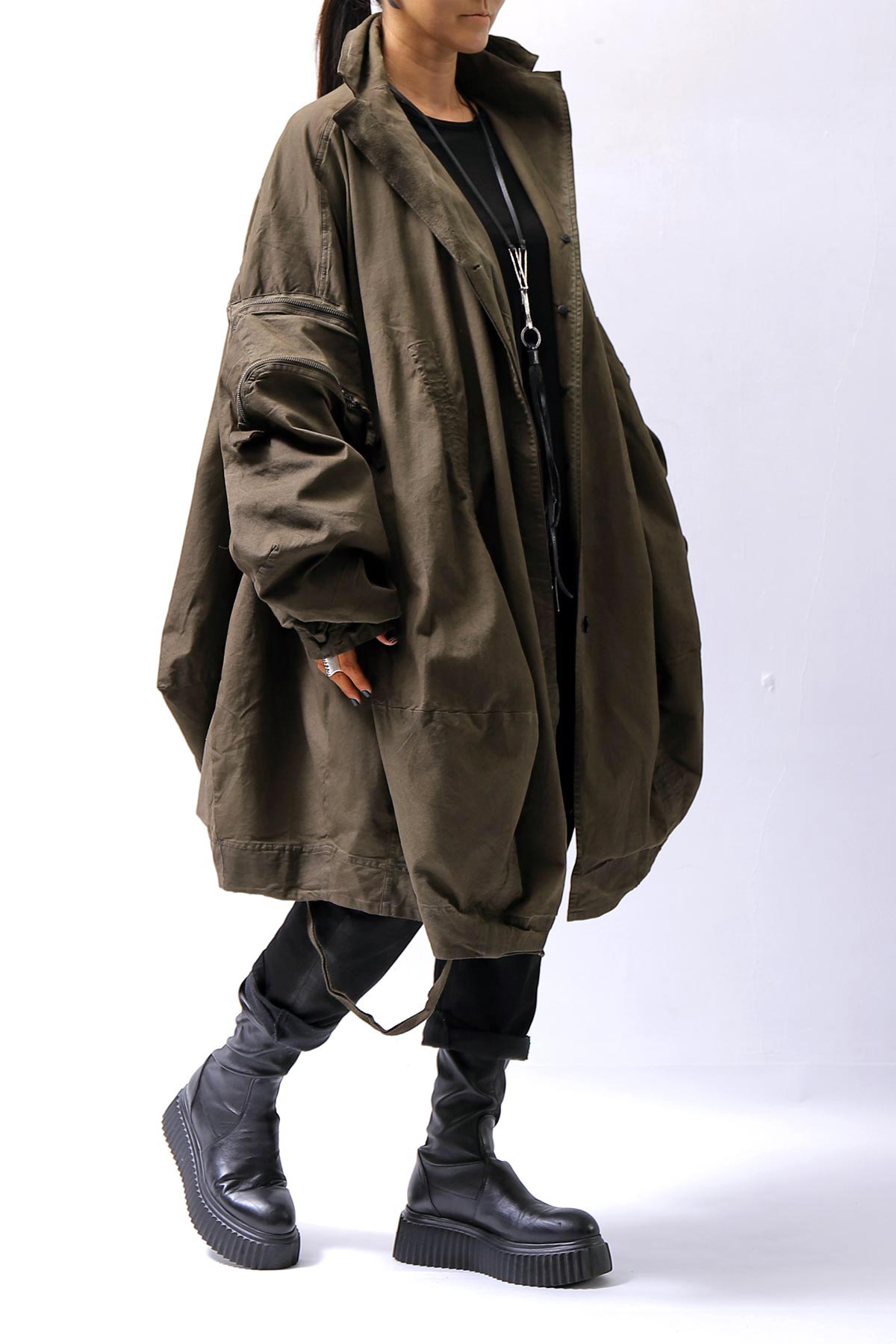 【RUNDHOLZ】 UNISEX DESIGN POCKET BLOUSON COAT 260 1208_KHAKI CLOUD