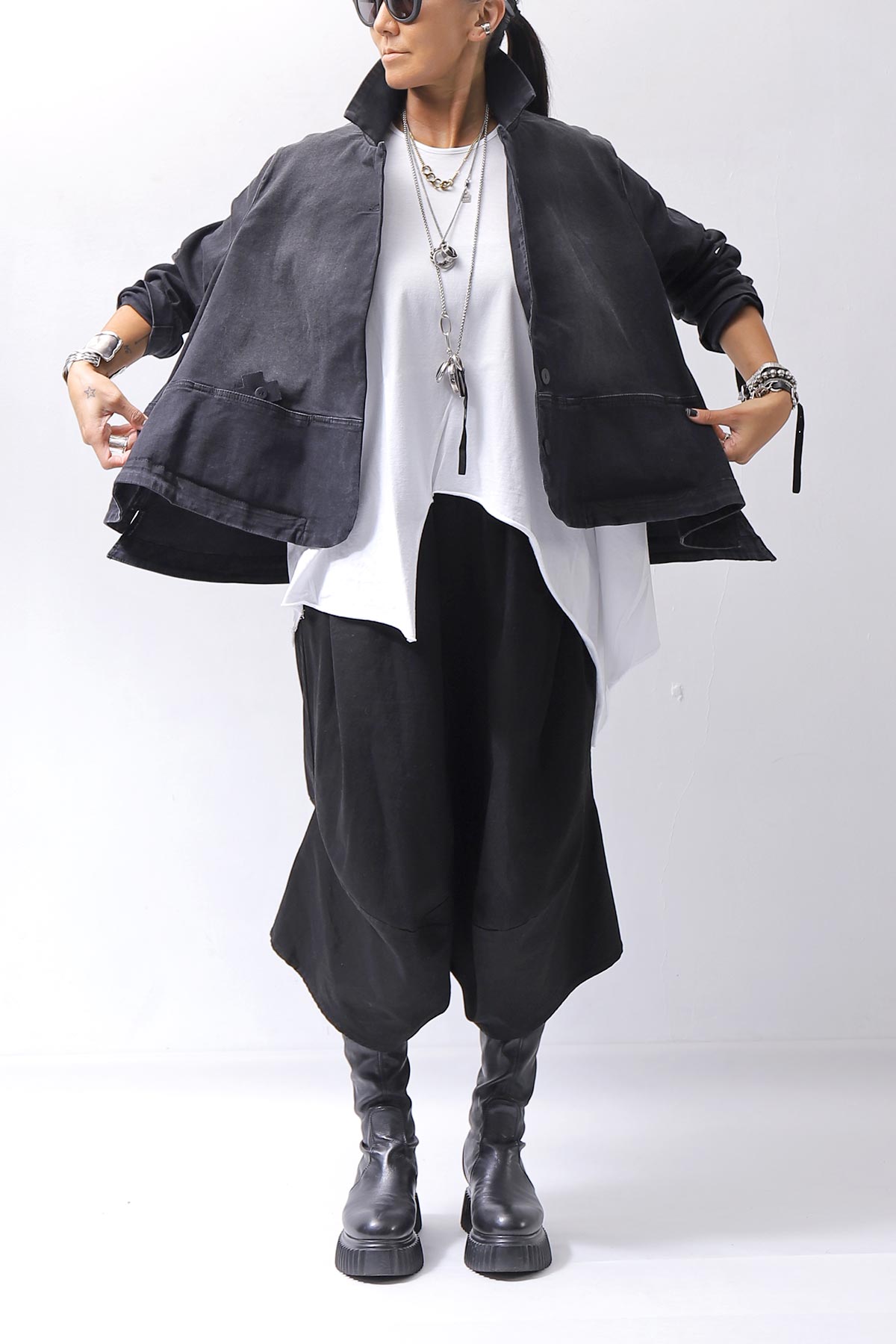 【PLÜ】 SUPER STRETCH COTTON DENIM WIDE SHORT JACKET PL17J_BLACK WASH