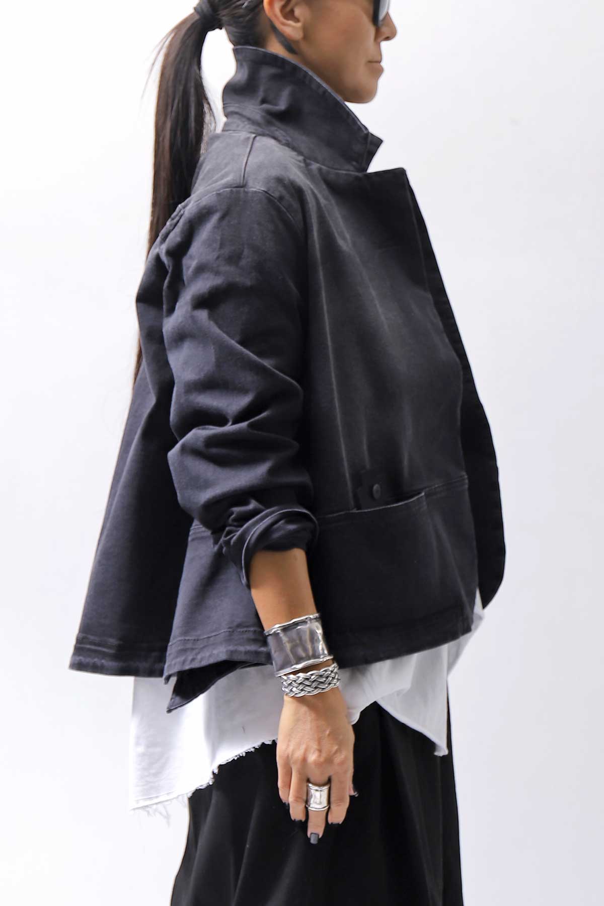 【PLÜ】 SUPER STRETCH COTTON DENIM WIDE SHORT JACKET PL17J_BLACK WASH