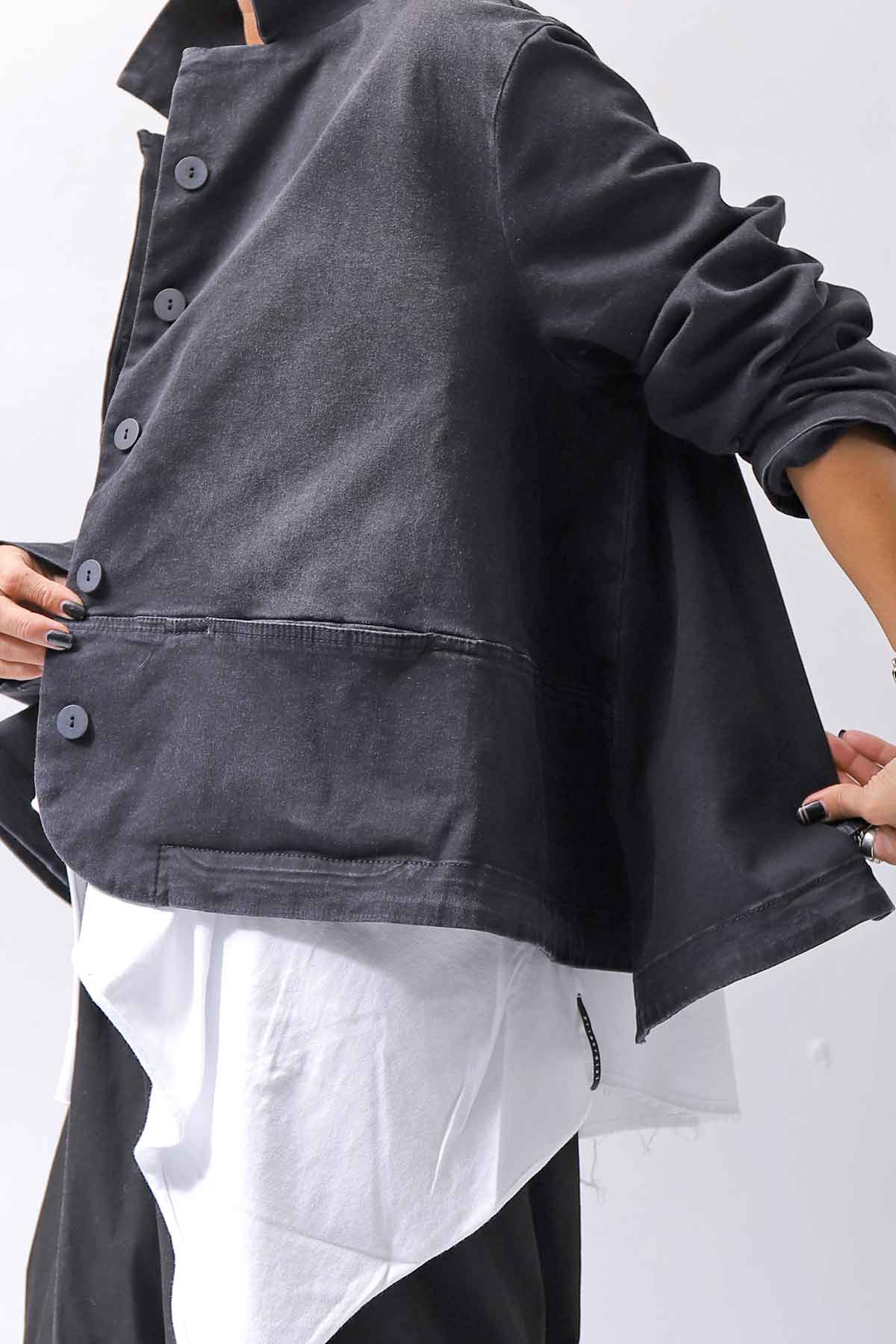 【PLÜ】 SUPER STRETCH COTTON DENIM WIDE SHORT JACKET PL17J_BLACK WASH