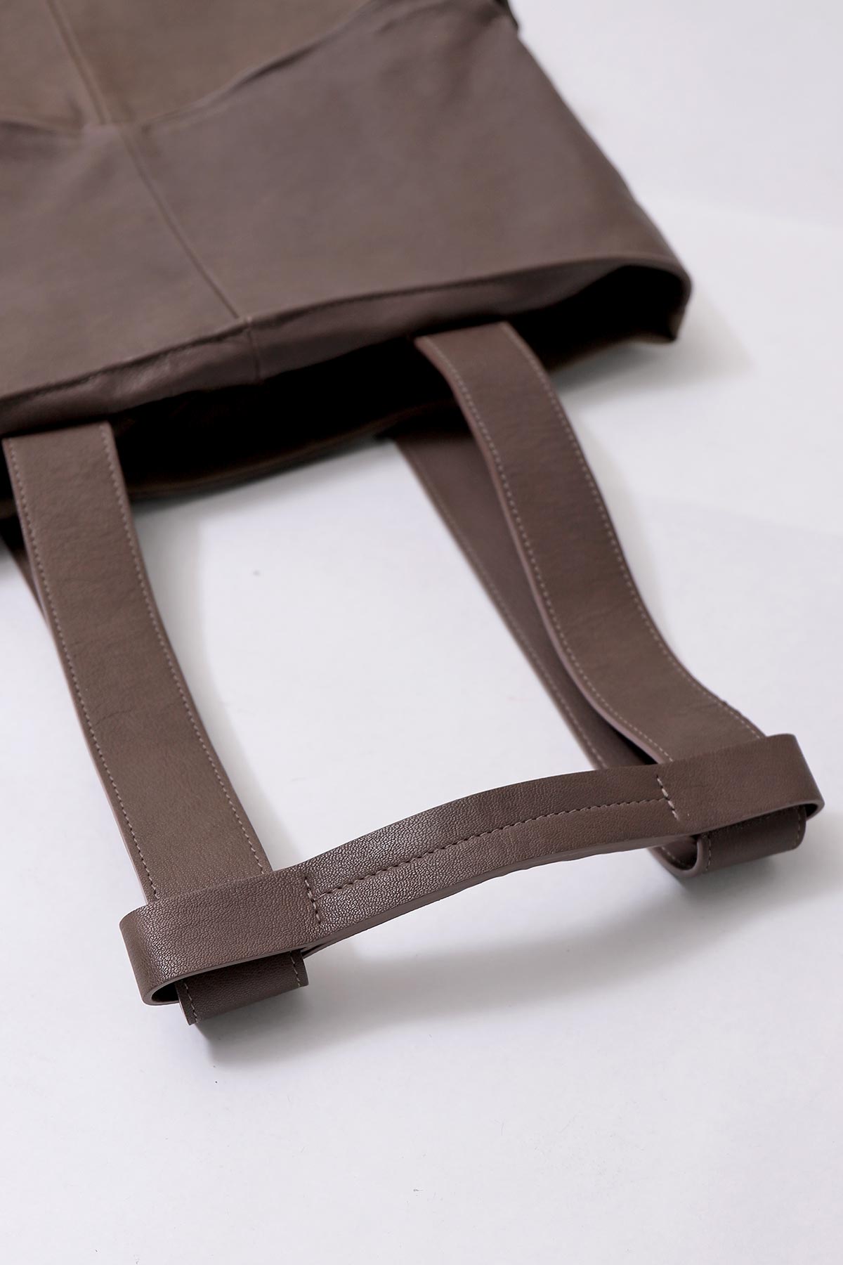 【MIRANDA KALOUDIS】 UNISEX 2WAY CALF LEATHER REGULAR BAG_FANGO