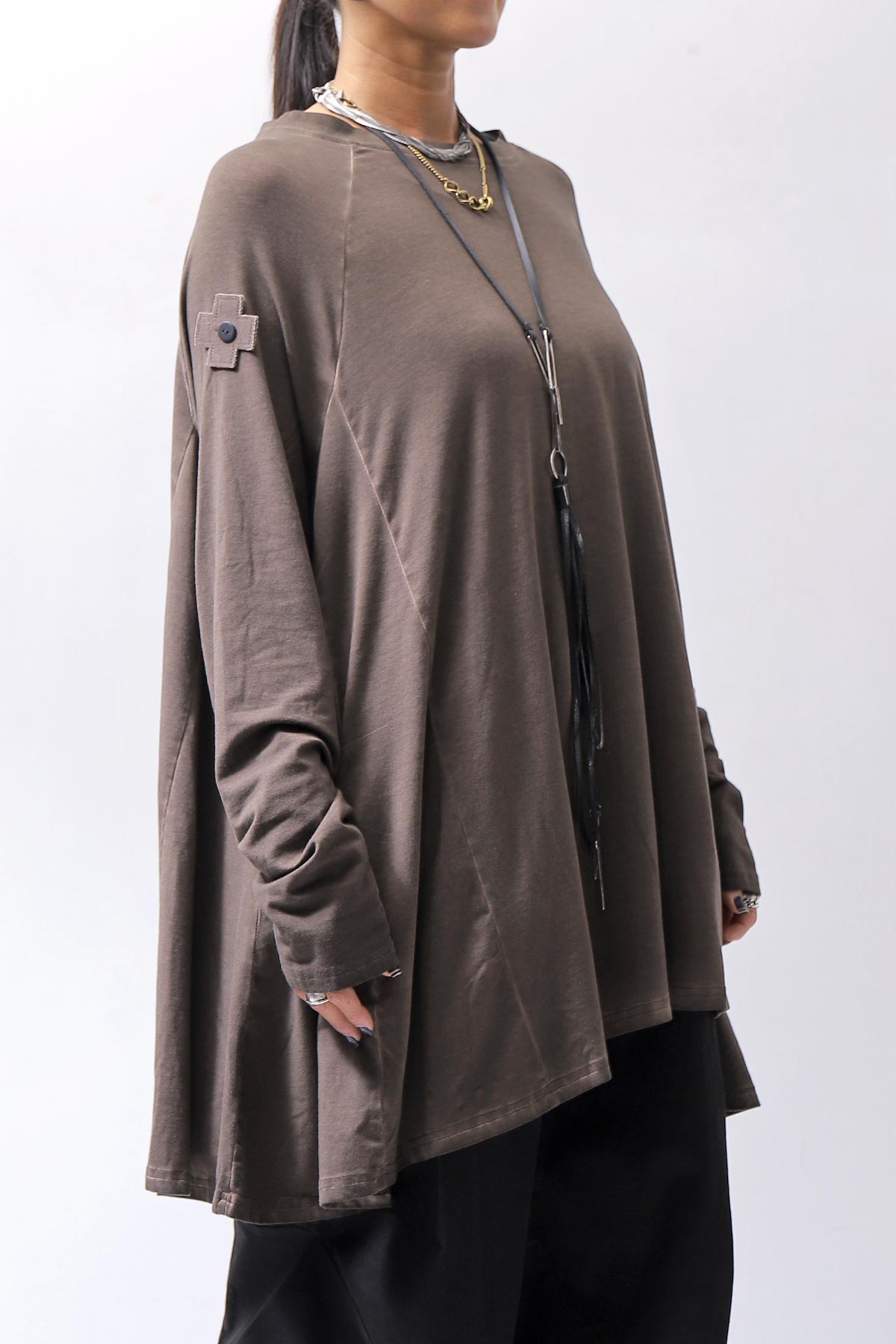 【PLÜ】 COTTON STRETCH TOP PL17T_CHOCOLATE