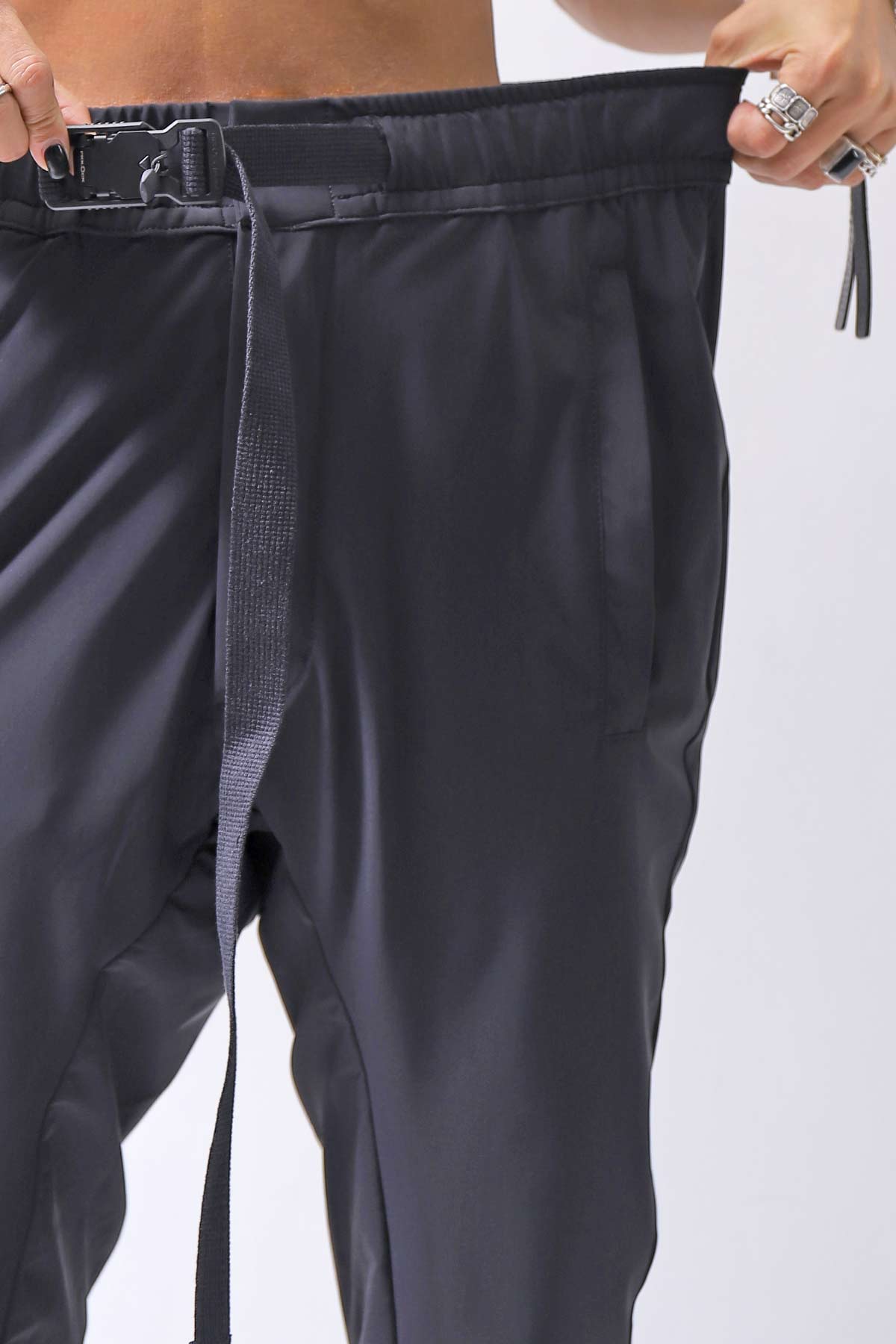 【thom/krom】 UNISEX SUPER STRETCH NYLON RIB PANTS MP29_BLACK