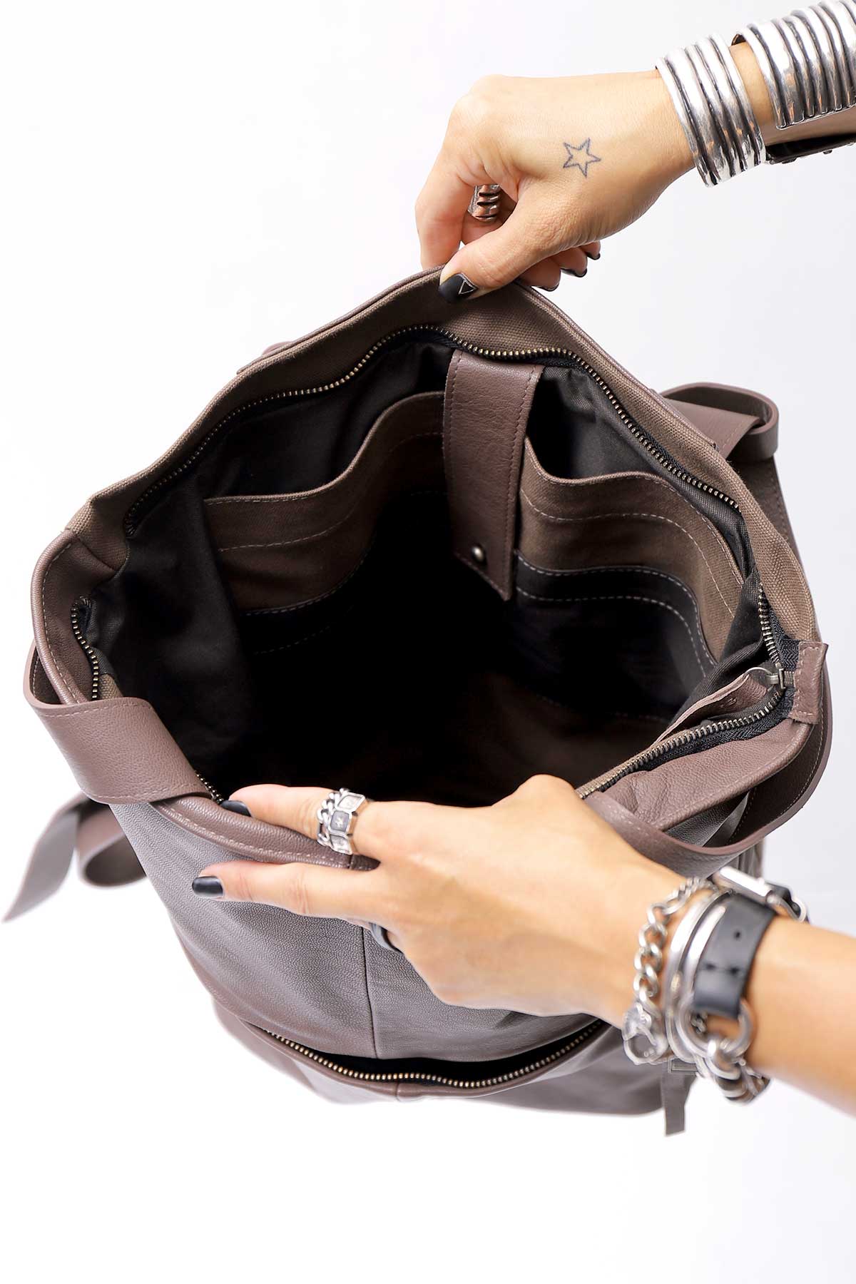 【MIRANDA KALOUDIS】 UNISEX 2WAY CALF LEATHER REGULAR BAG_FANGO