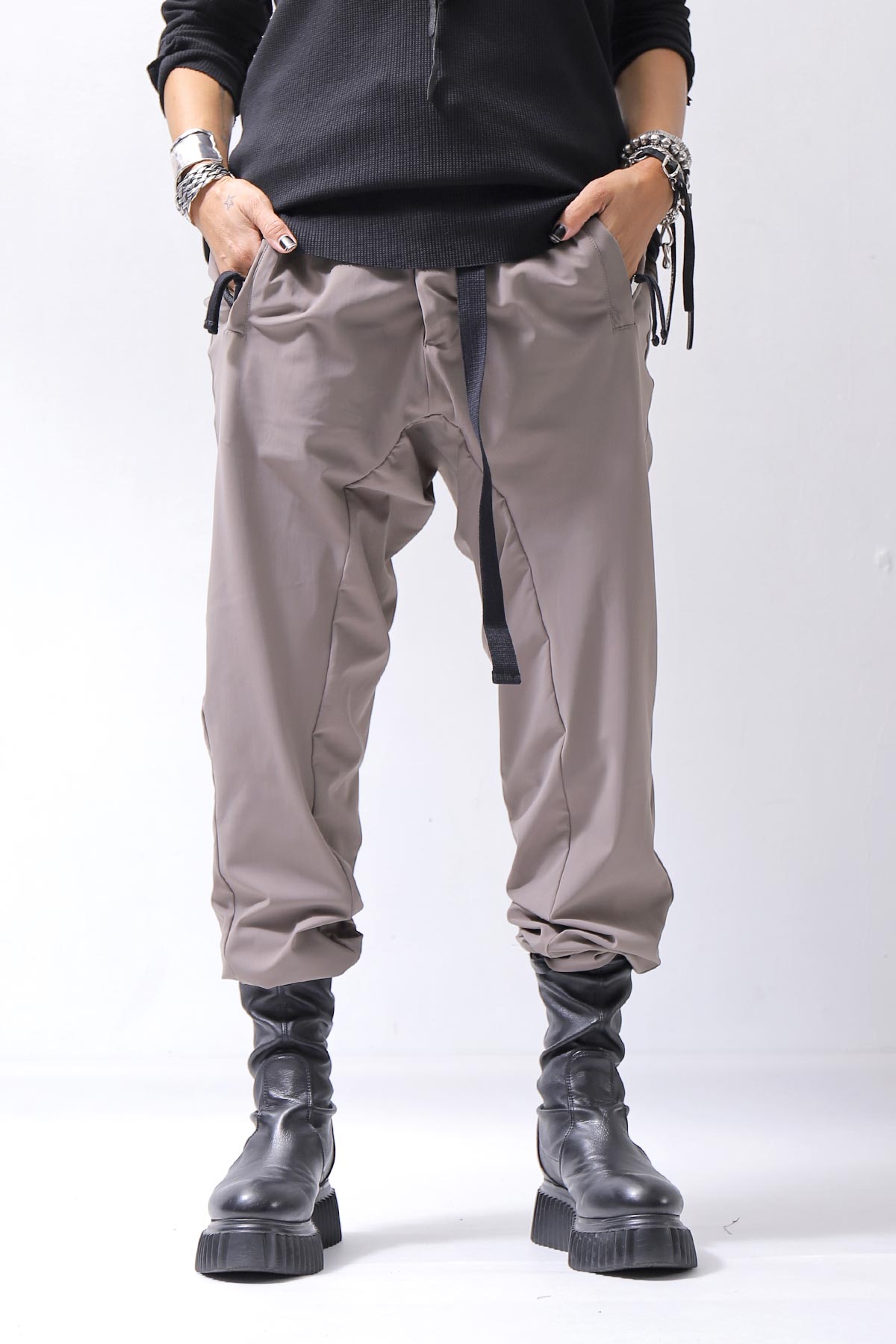 【thom/krom】 UNISEX SUPER STRETCH NYLON RIB PANTS MP29_EARTH BROWN