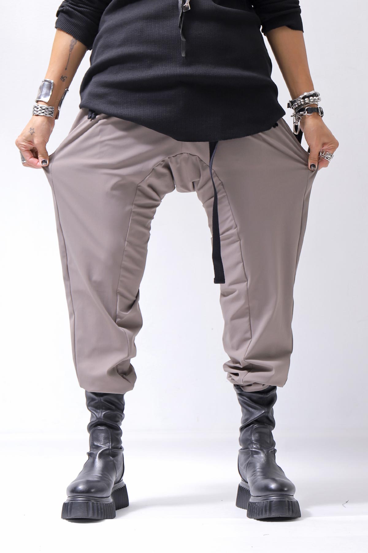 【thom/krom】 UNISEX SUPER STRETCH NYLON RIB PANTS MP29_EARTH BROWN