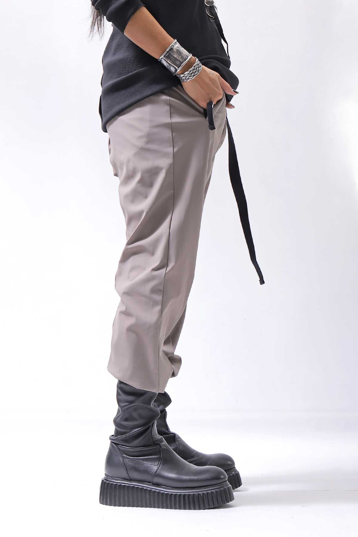 【thom/krom】 UNISEX SUPER STRETCH NYLON RIB PANTS MP29_EARTH BROWN