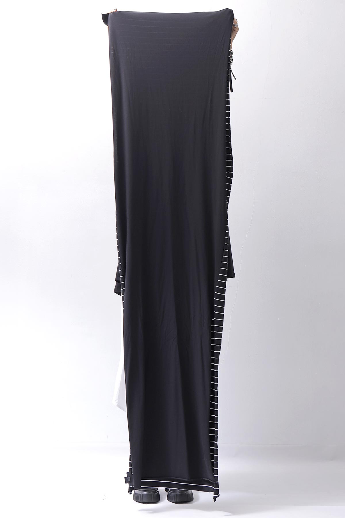 【PLÜ】 MULTIWAY STRETCH COTTON STOLE PL21_STRIPE/BLACK