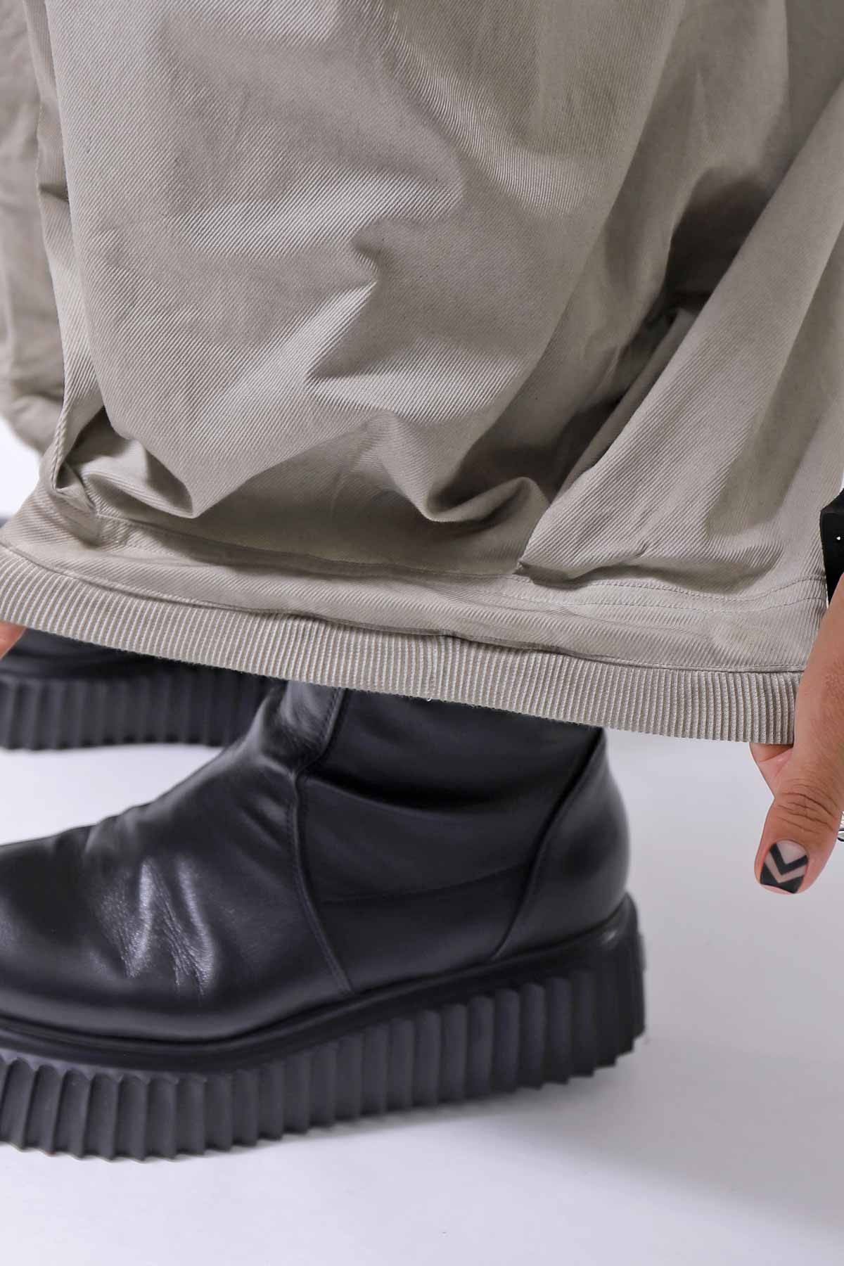 【RUNDHOLZ】 UNISEX SIDE TUCK ICONIC COTTON PANTS_SAND CLOUD