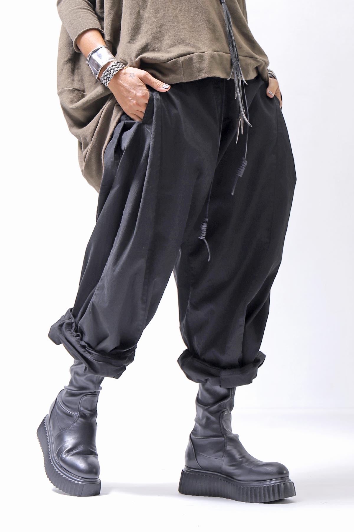 【RUNDHOLZ】 UNISEX SIDE TUCK ICONIC COTTON PANTS_BLACK