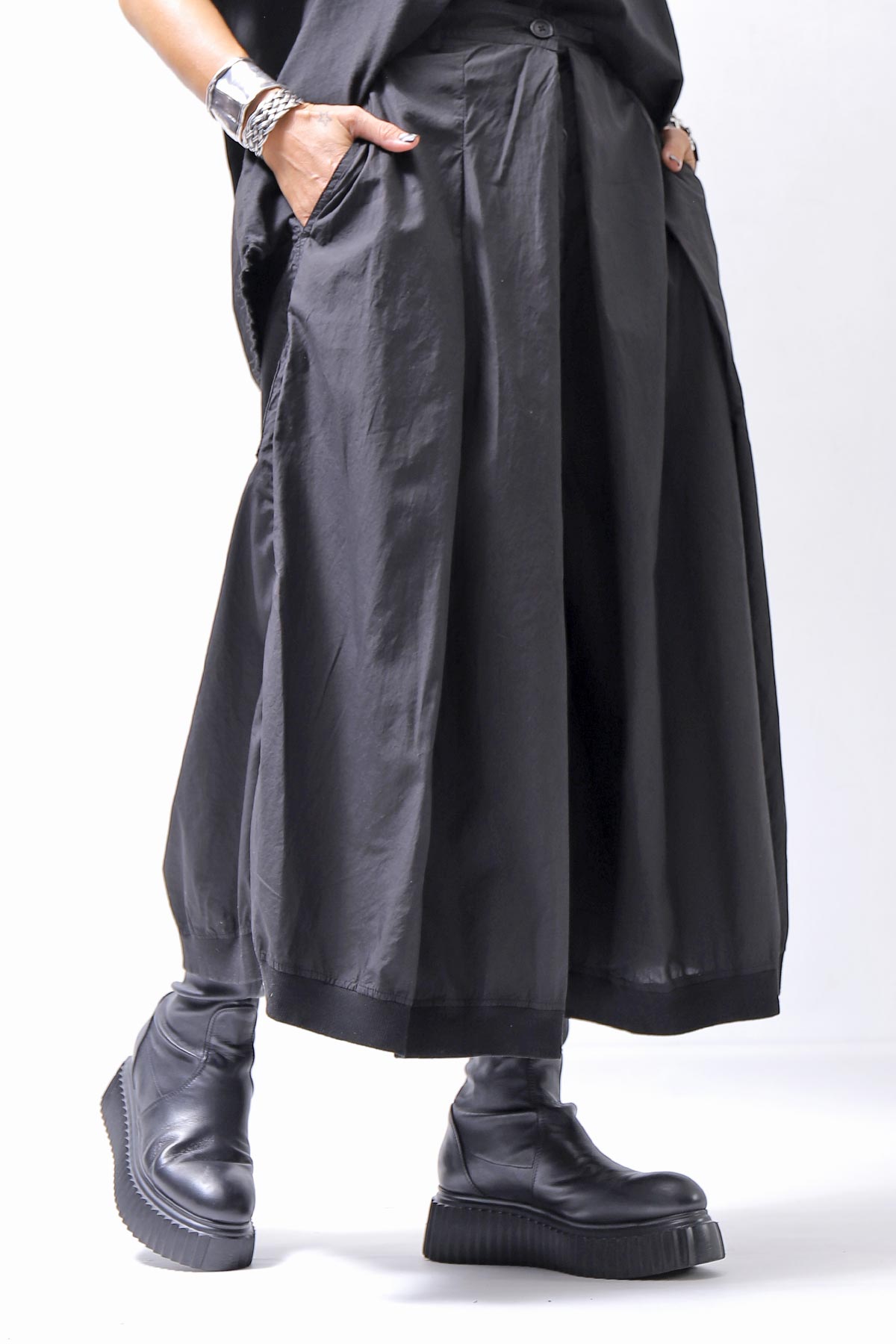 【RUNDHOLZ】 FRONT TUCK WIDE COTTON PANTS_BLACK