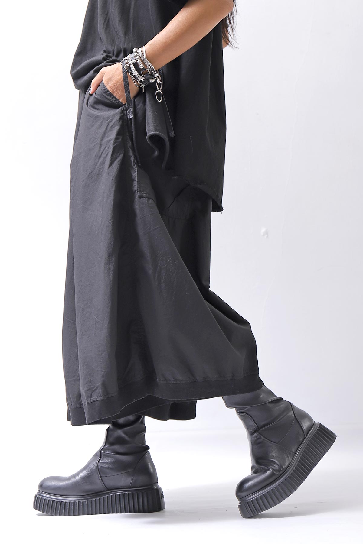 【RUNDHOLZ】 FRONT TUCK WIDE COTTON PANTS_BLACK
