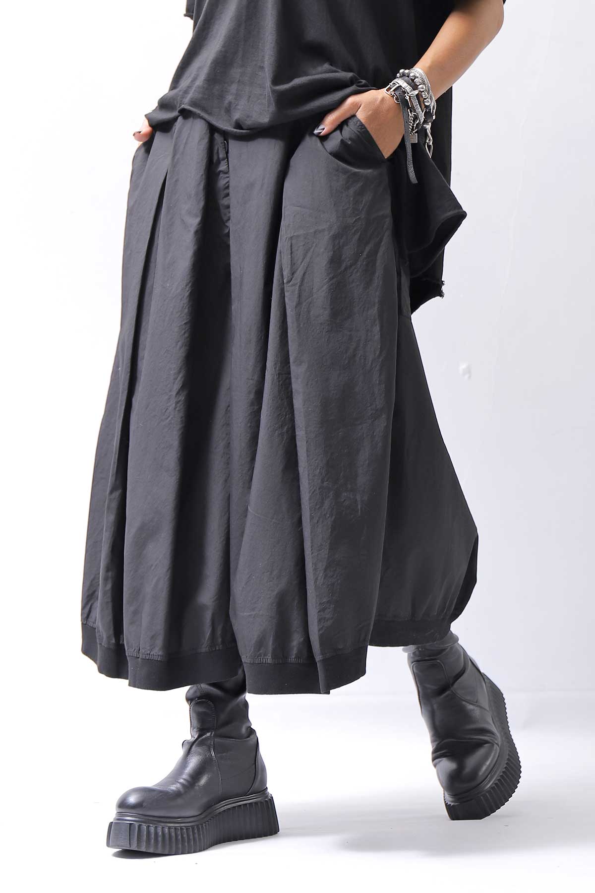 【RUNDHOLZ】 FRONT TUCK WIDE COTTON PANTS_BLACK