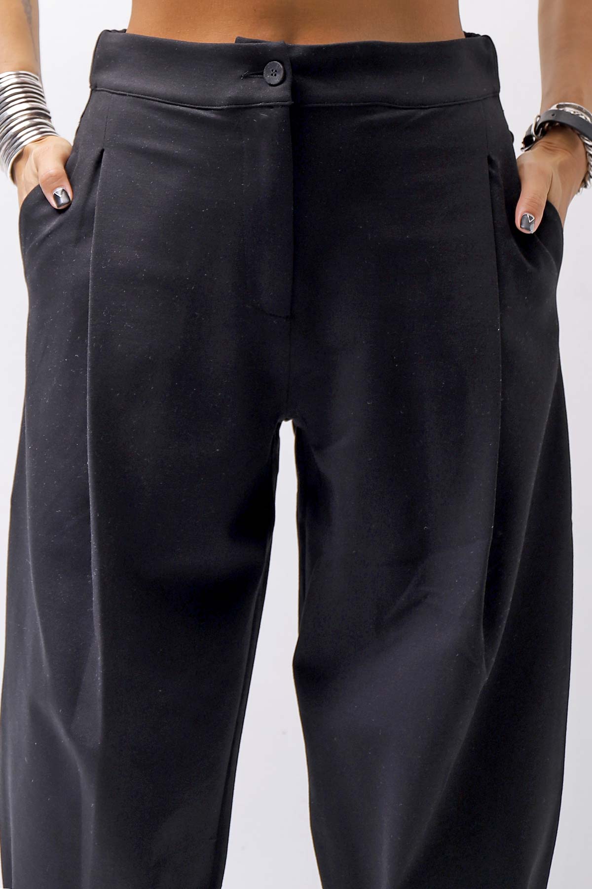【NOSTRASANTISSIMA】 UNISEX STRETCH FRONT TUCK PANTS P118_BLACK