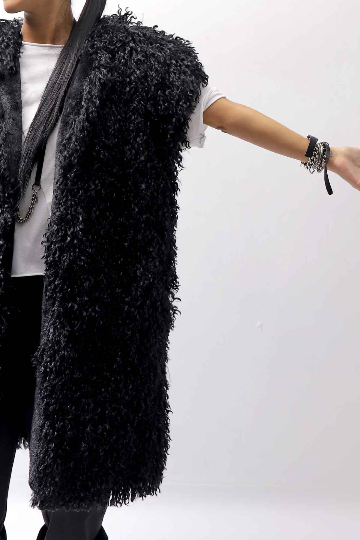 【NOSTRASANTISSIMA】 REVERSIBLE ECO FUR GILLET J114_BLACK