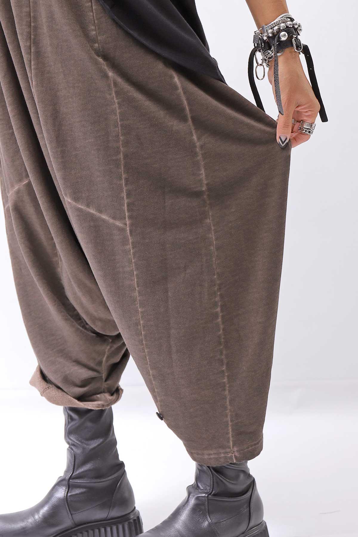 【PLÜ】 UNISEX COTTON SWEAT WIDE SARROUEL PANTS PL16P_CHOCOLATE