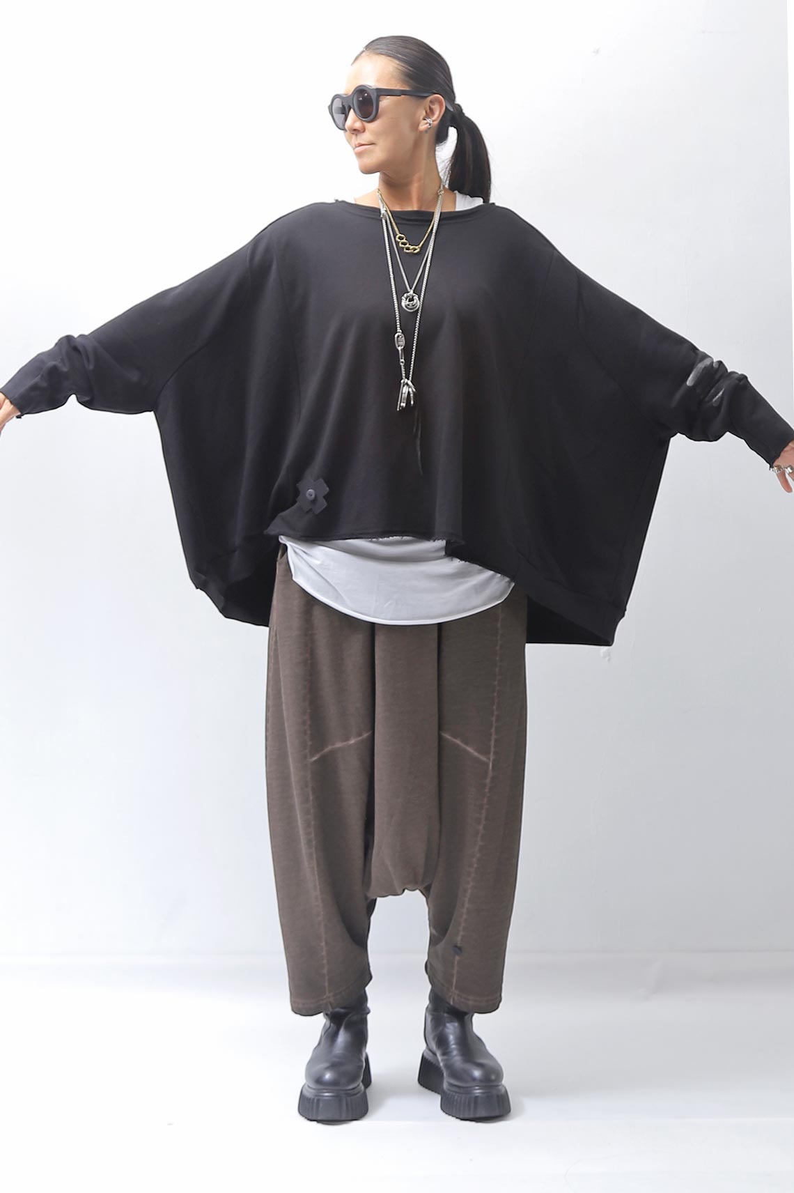 【PLÜ】 UNISEX COTTON SWEAT WIDE SHORT TOP PL8_BLACK