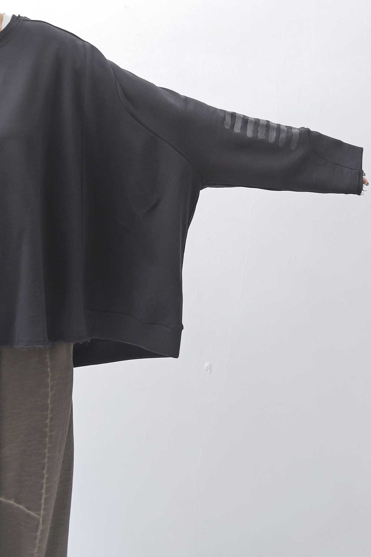 【PLÜ】 UNISEX COTTON SWEAT WIDE SHORT TOP PL8_BLACK