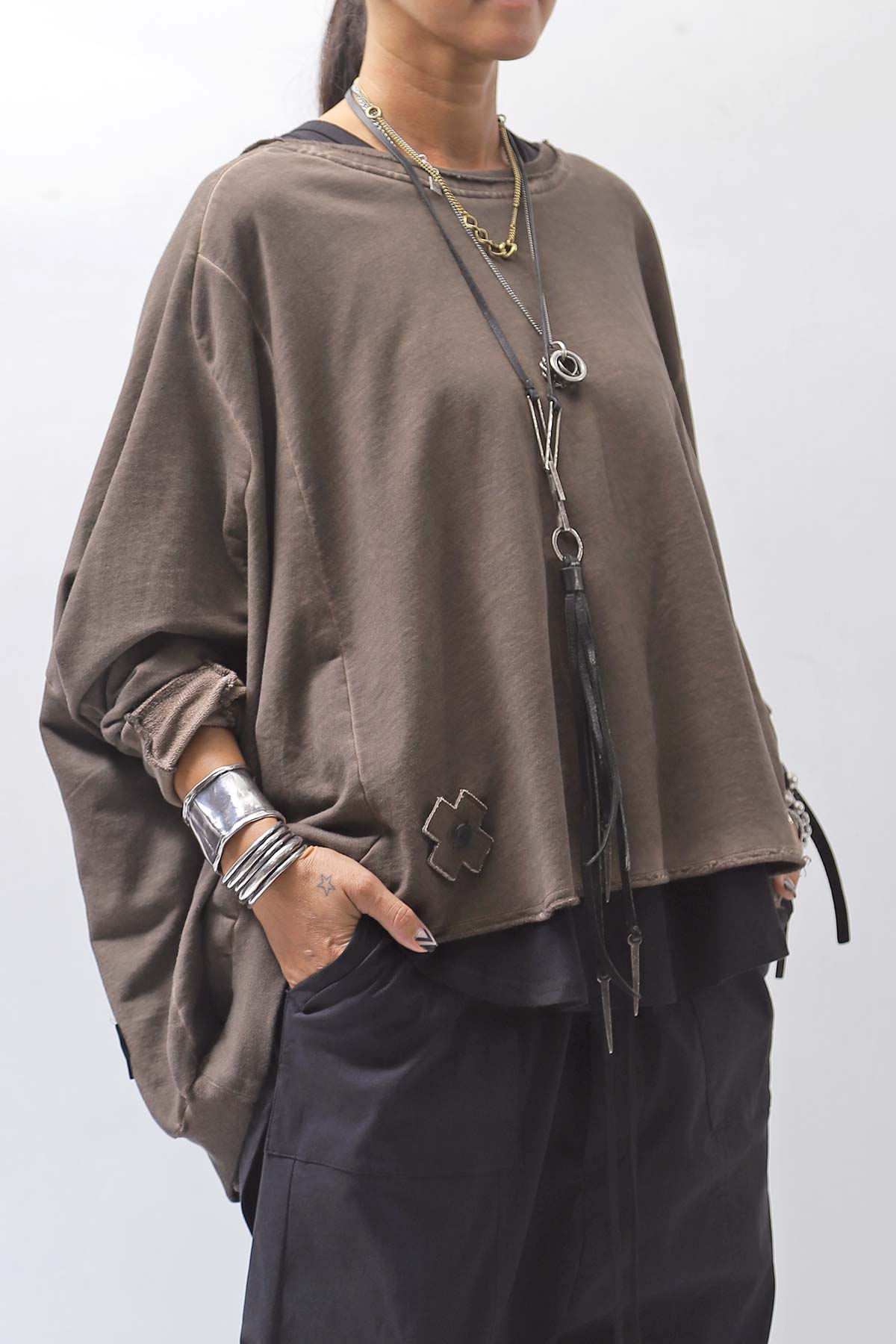 【PLÜ】 UNISEX COTTON SWEAT WIDE SHORT TOP PL8_CHOCOLATE