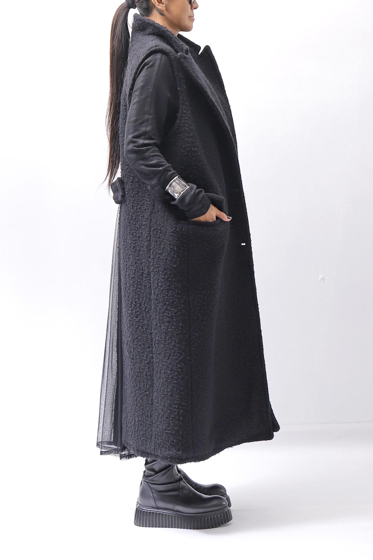 【NOSTRASANTISSIMA】 CASENTINO & TULLE GILET J106_BLACK