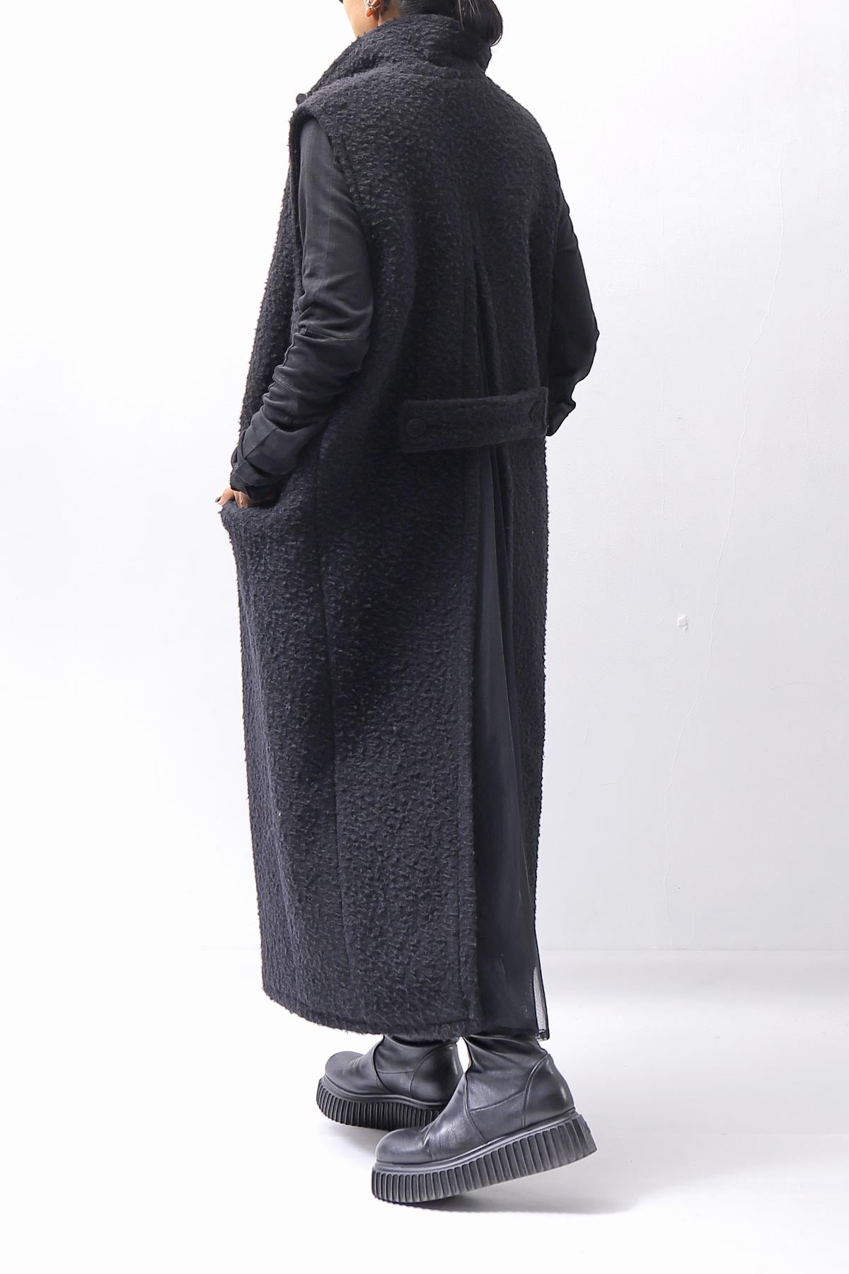 【NOSTRASANTISSIMA】 CASENTINO & TULLE GILET J106_BLACK