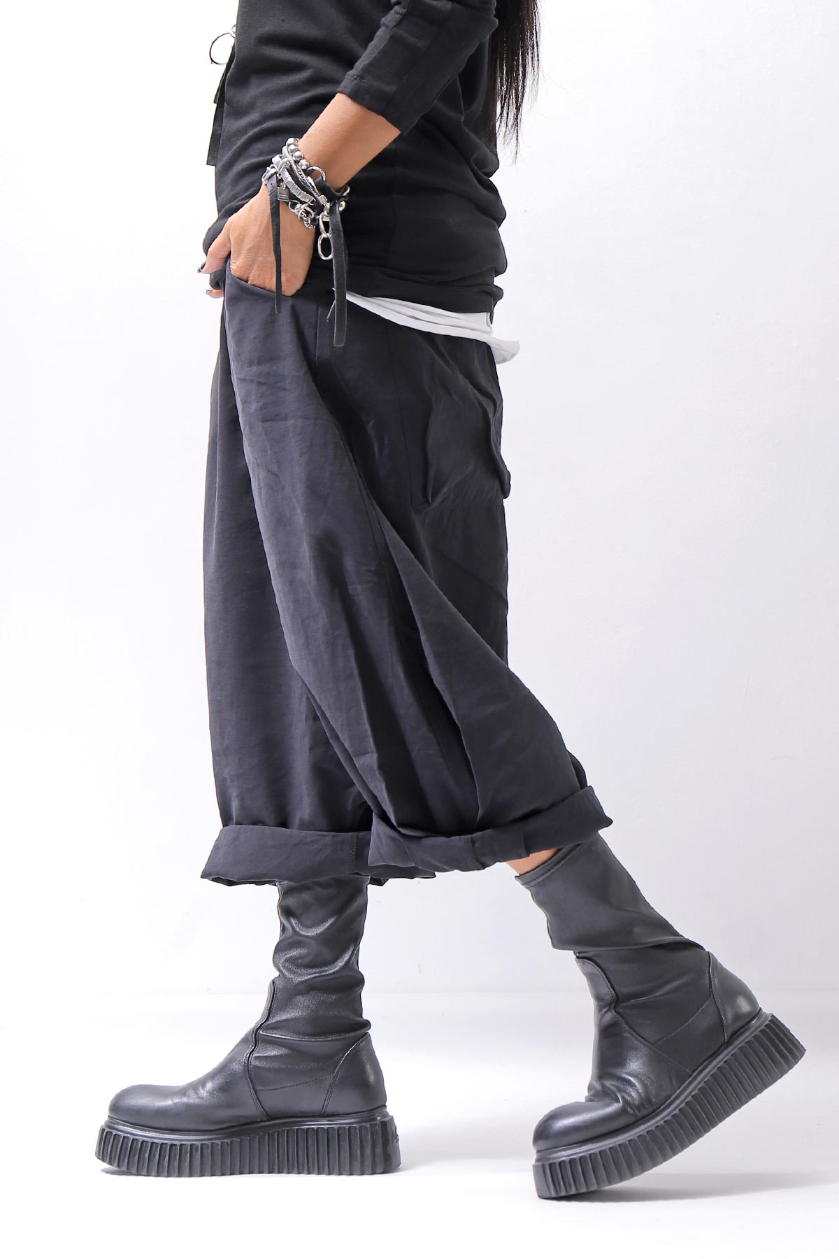 【studio b3】 UNISEX BOX SARROUEL WIDE PANTS RBB1961_BLACK