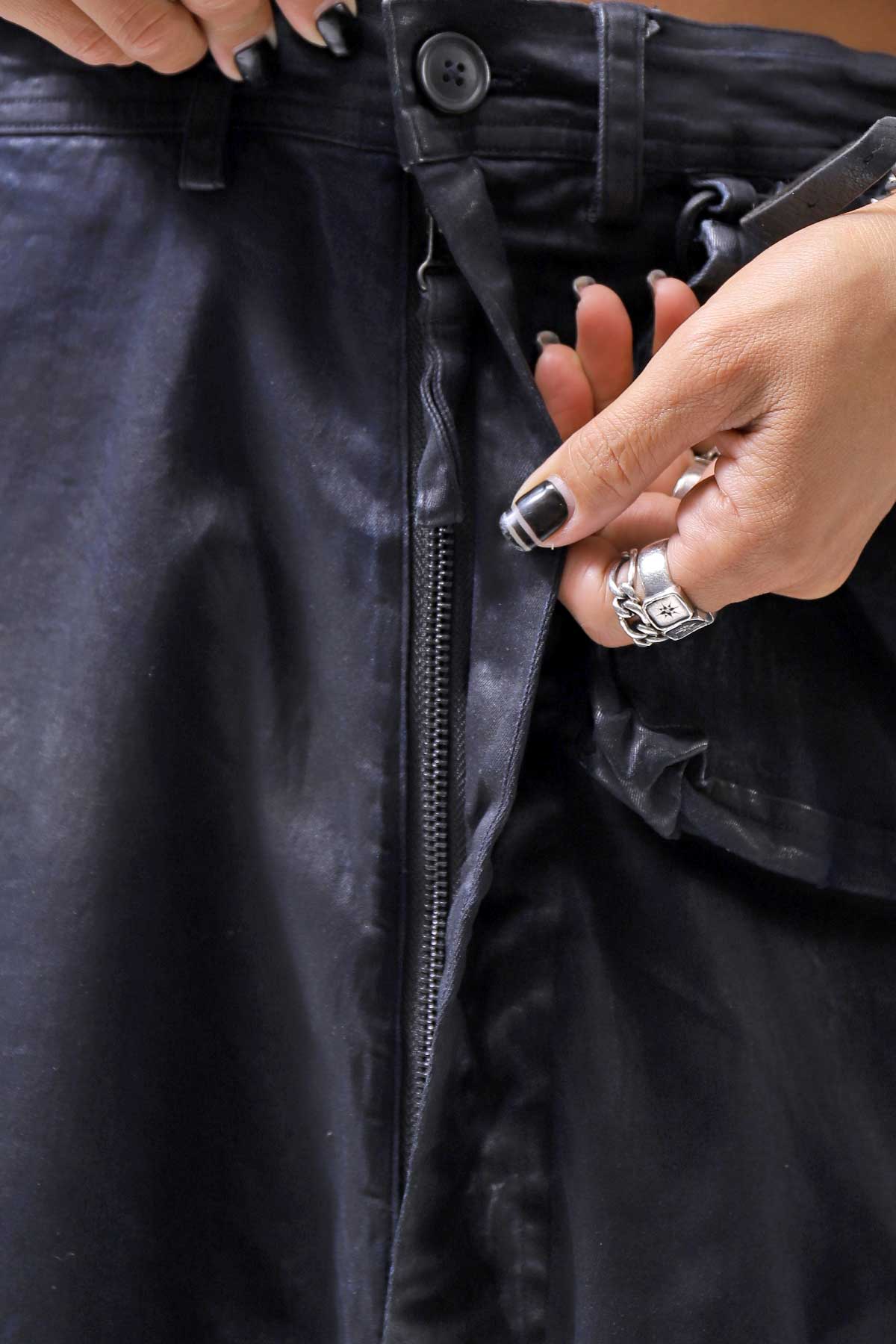 【RUNDHOLZ】 DENIM GLOSS WIDE SARRUEL PANTS 206_INDIGO BLACK GLOSS