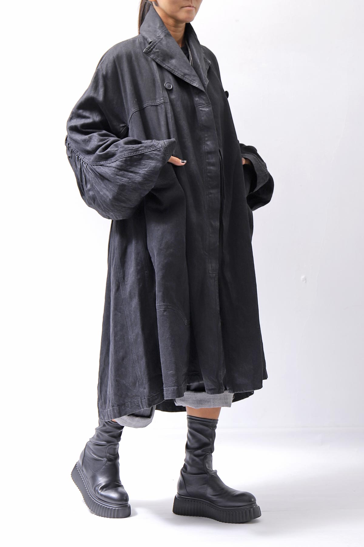 【RUNDHOLZ】 DENIM GLOSS OVERSIZED LIGHT COAT 103_BLACK GLOSS
