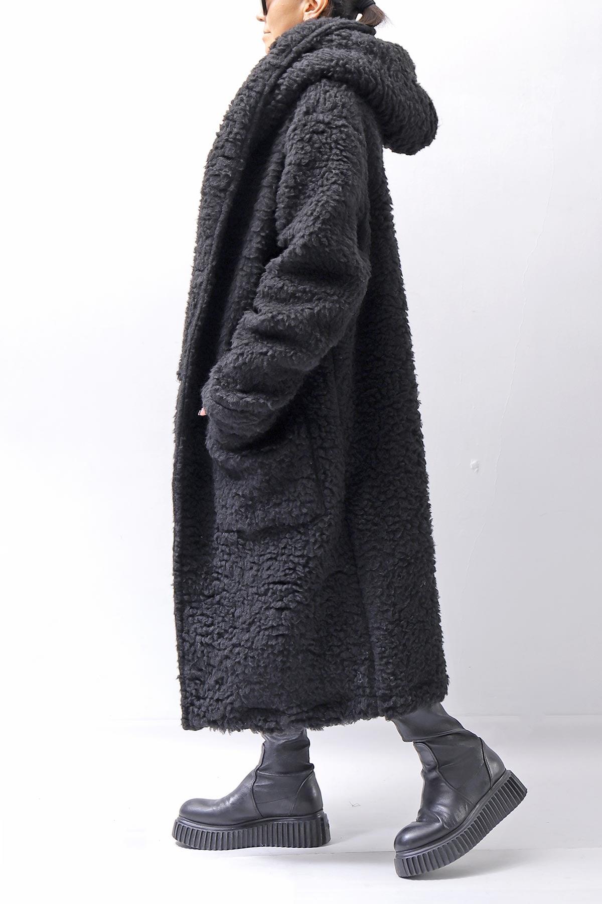 【NOSTRASANTISSIMA】 UNISEX VIRGIN BOA KNIT HOODED COAT_BLACK