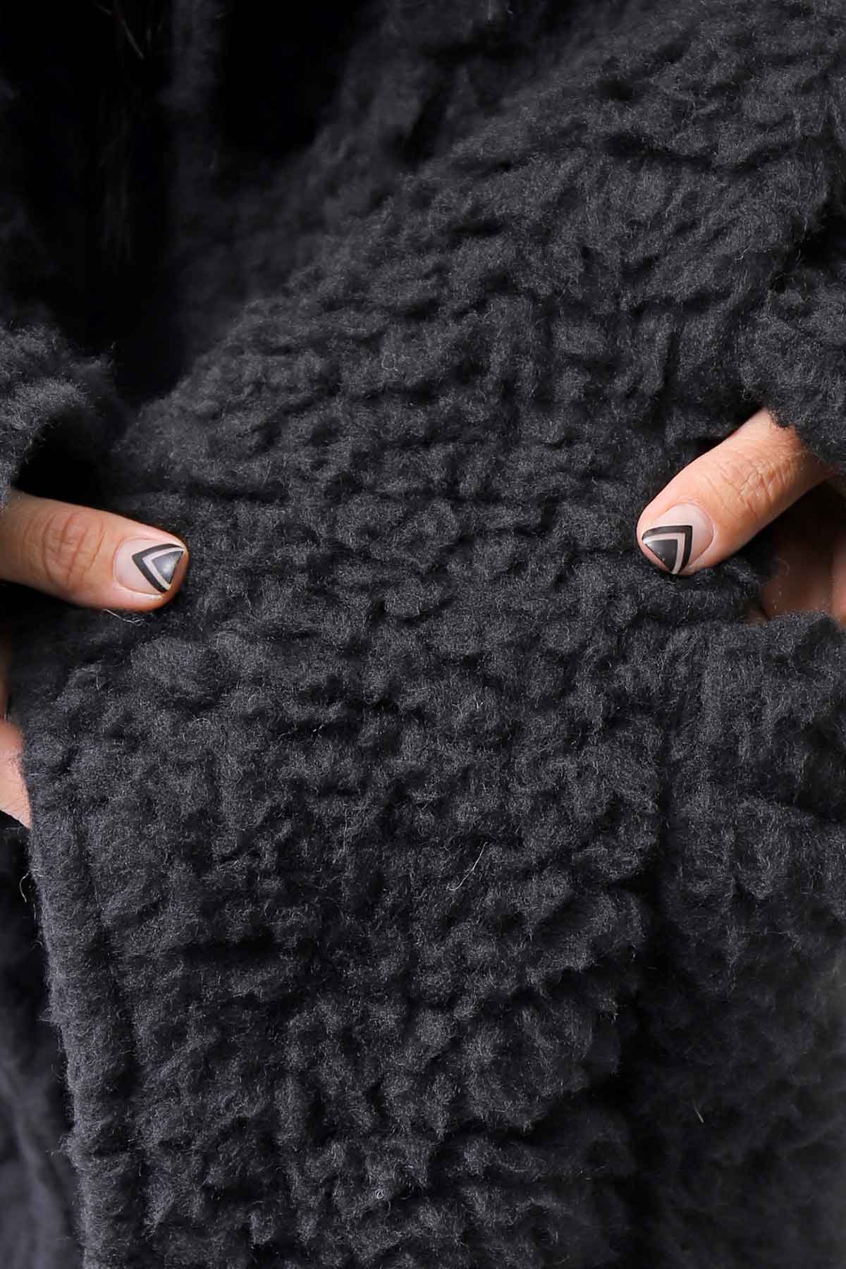 【NOSTRASANTISSIMA】 UNISEX VIRGIN BOA KNIT HOODED COAT_BLACK