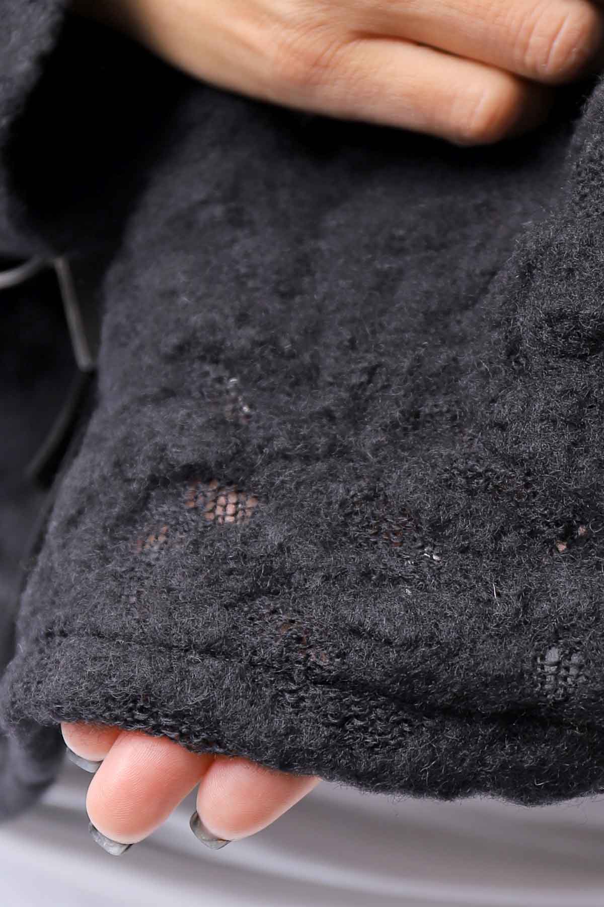 【NOSTRASANTISSIMA】 ASYMMETRY JACQUARD KNIT TOP M114_BLACK