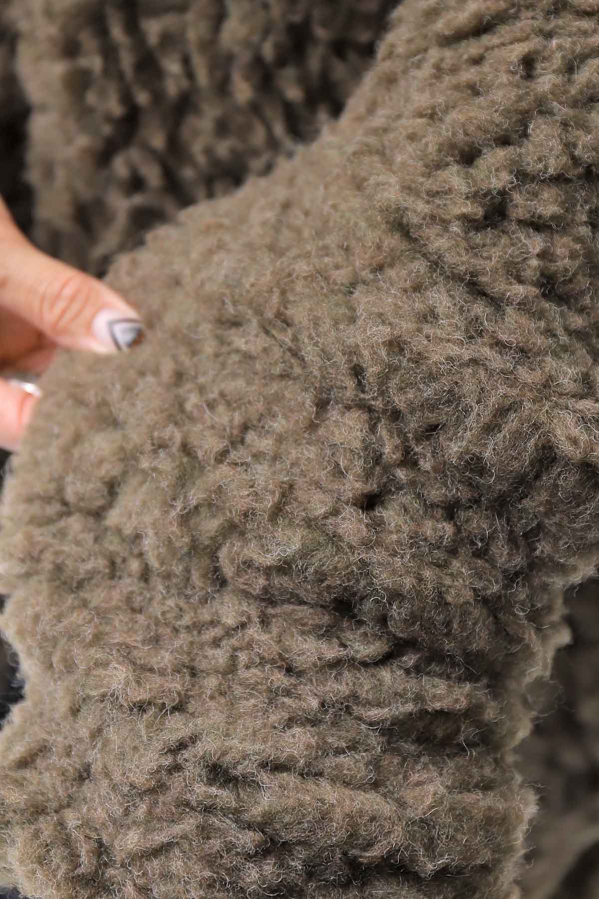 【NOSTRASANTISSIMA】 UNISEX OVERSIZED COCOON VIRGIN WOOL BOA KNIT CARDIGAN_KHAKI BROWN