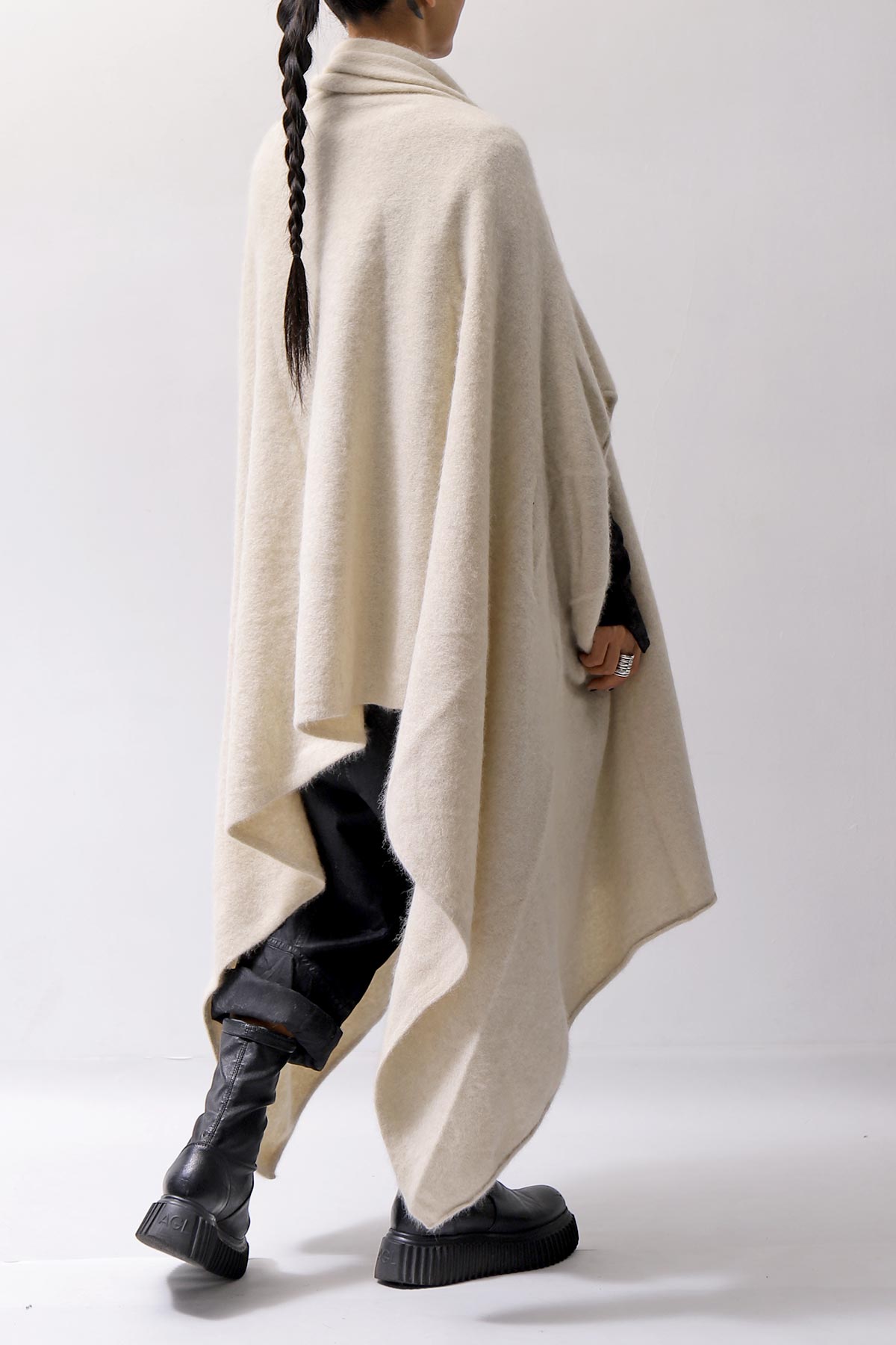 【RUNDHOLZ】 UNISEX RACCOON MULTI CARDIGAN COAT KNIT 141 7709_BONE MEL