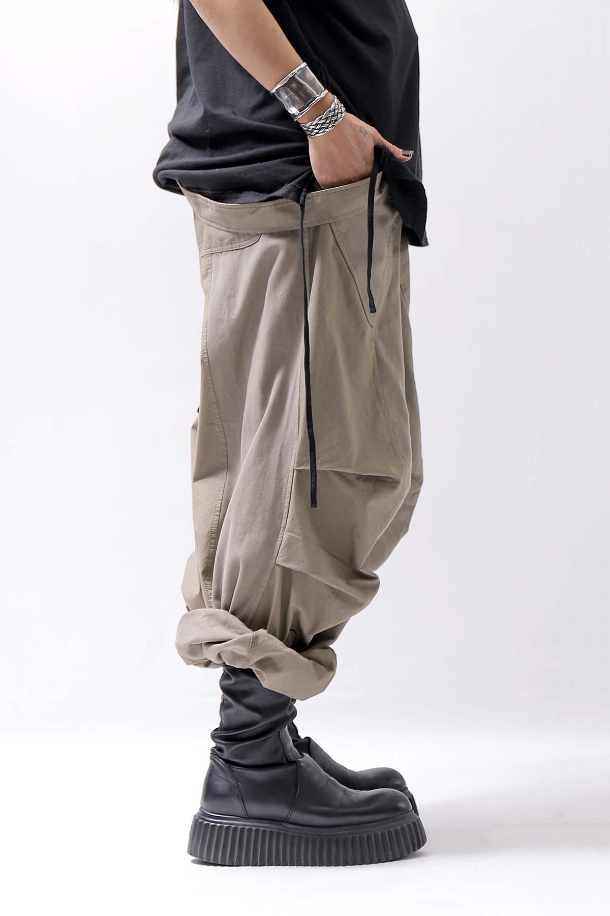【Andrea Ya'aqov】 UNISEX 2WAY SHOULDER SALOPETTE PARACHUTE PANTS PAK71_OLIVE BEIGE