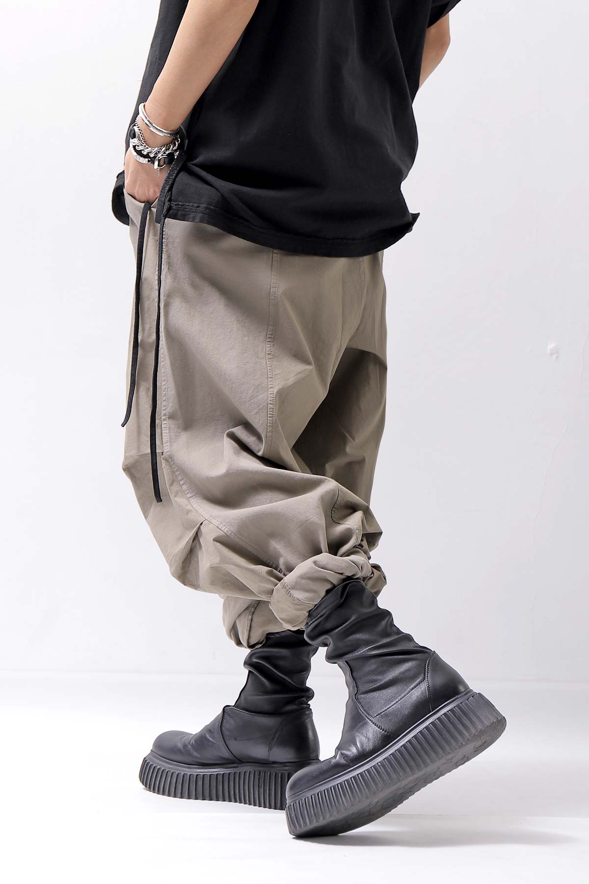 【Andrea Ya'aqov】 UNISEX 2WAY SHOULDER SALOPETTE PARACHUTE PANTS PAK71_OLIVE BEIGE