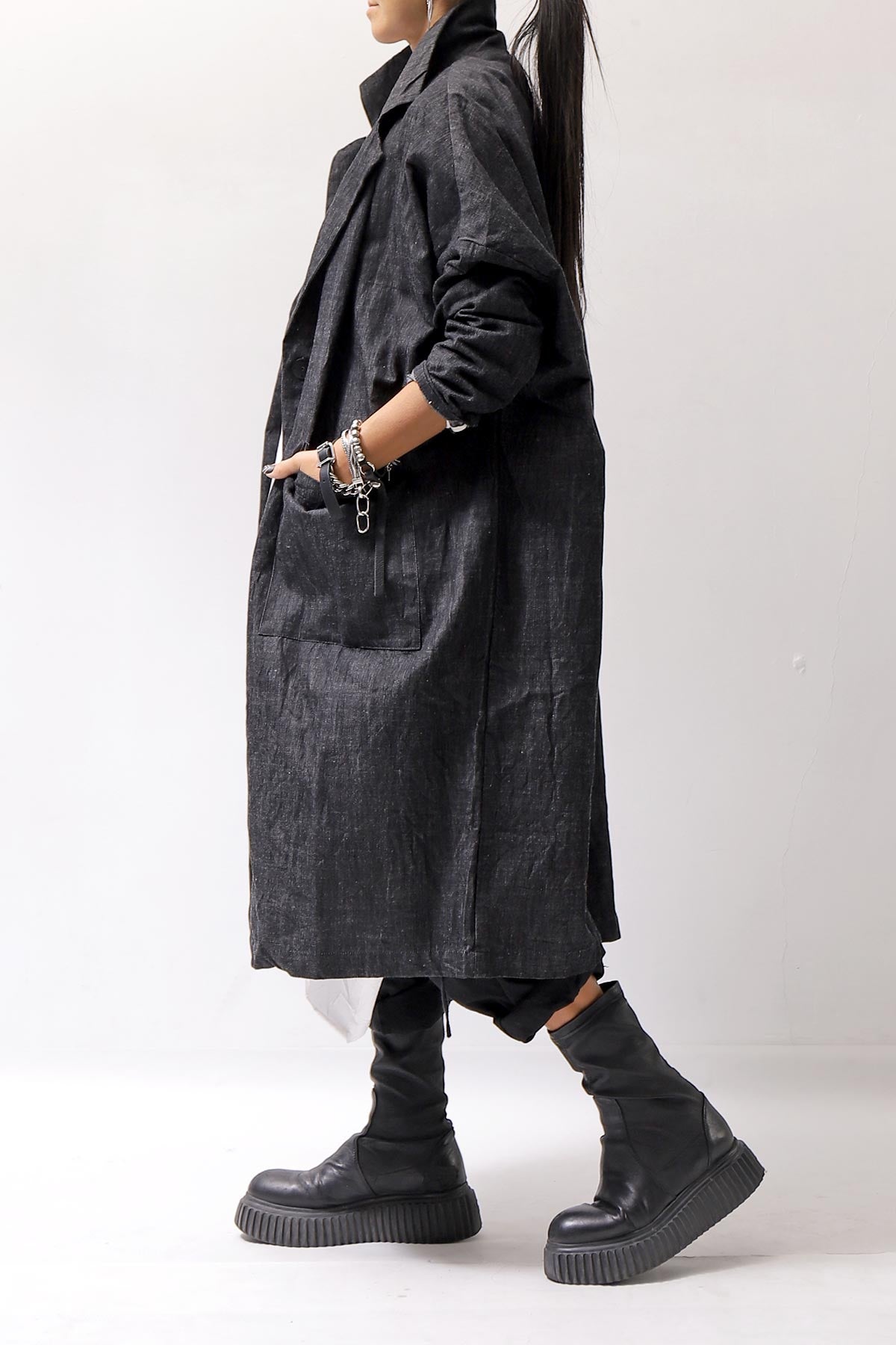 【studio b3】 UNISEX OVERSIZED LONG CARDIGAN SHIRT CB1298_GRAPHITE BLACK