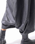 【studio b3】 UNSEX COATED LINEN&BAMBOO BOX SARROUEL PANTS NB2123_BLACK