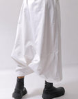 【studio b3】 UNSEX COATED LINEN&BAMBOO BOX SARROUEL PANTS NB2123_WHITE