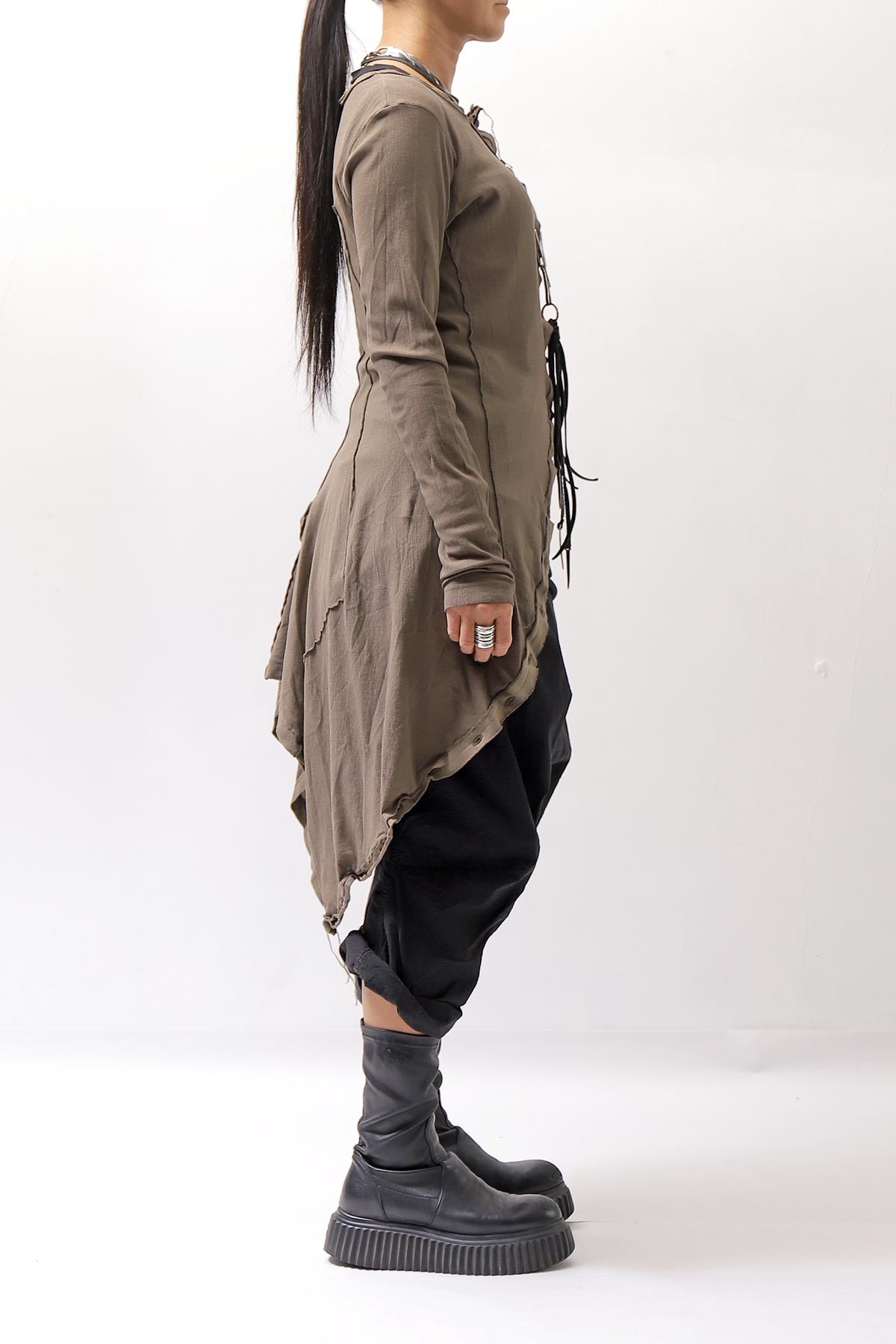 【RUNDHOLZ】 RIB COTTON PENGUIN BUTTON LONG TOP 234 0904_DUNE