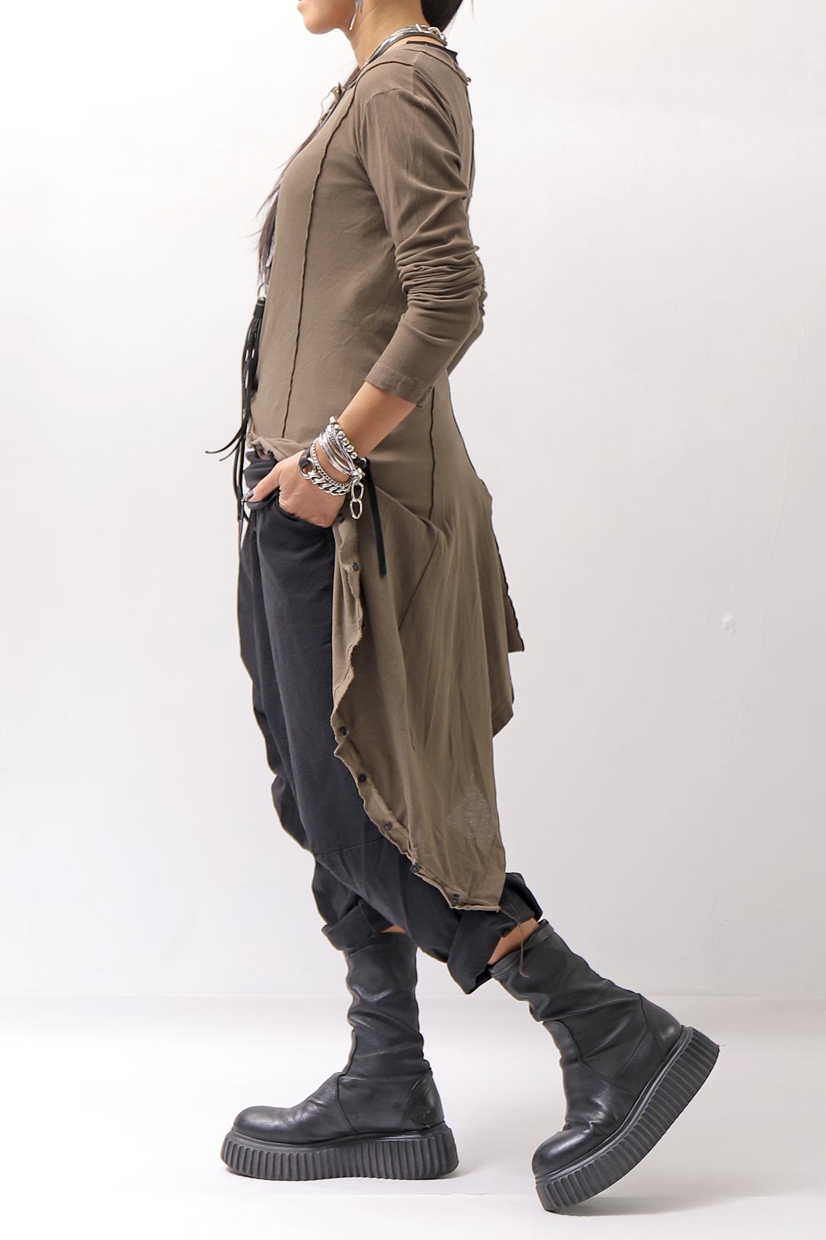 【RUNDHOLZ】 RIB COTTON PENGUIN BUTTON LONG TOP 234 0904_DUNE